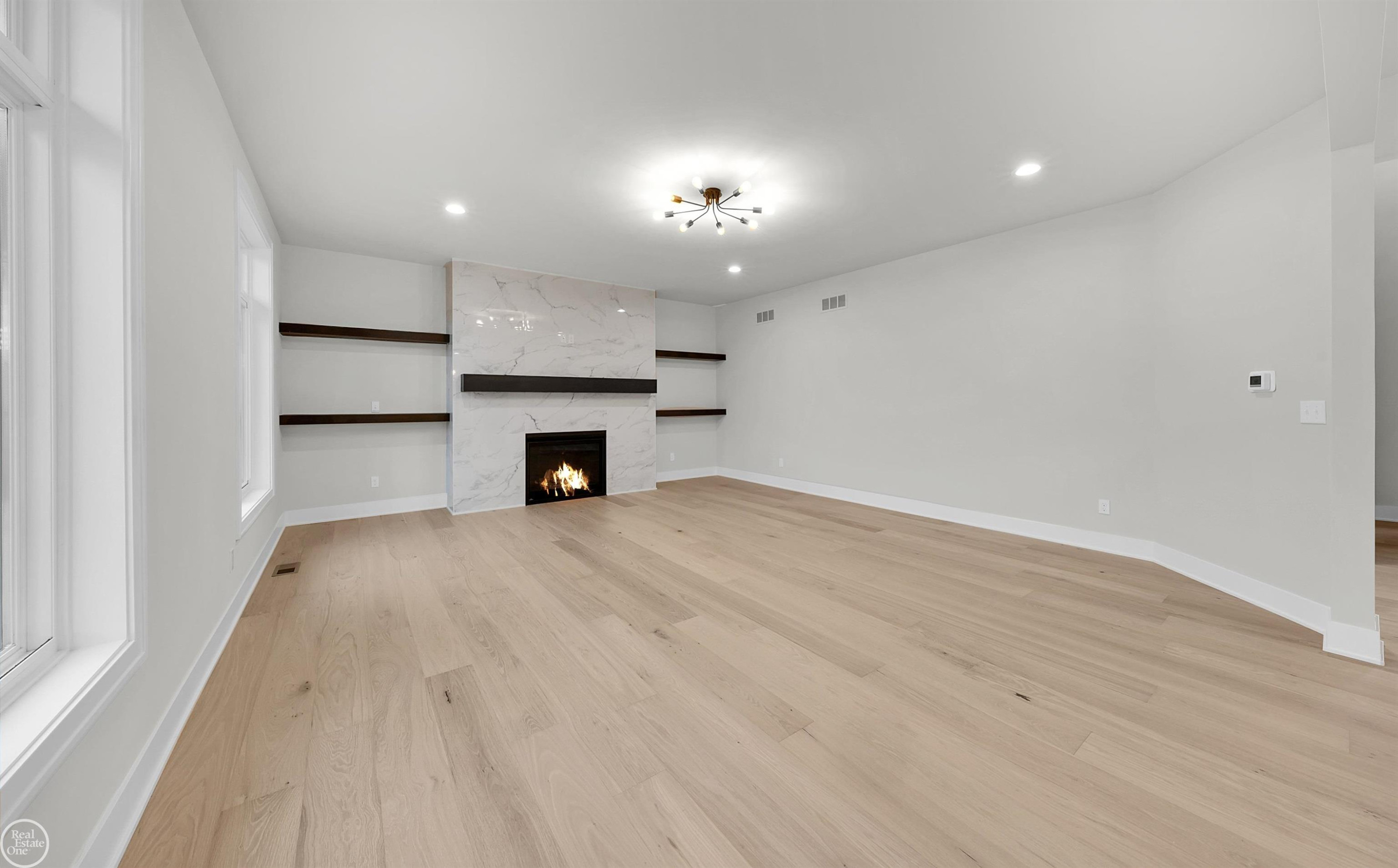36711 N Pointe Drive, New Baltimore, MI 48047 — Photo 24