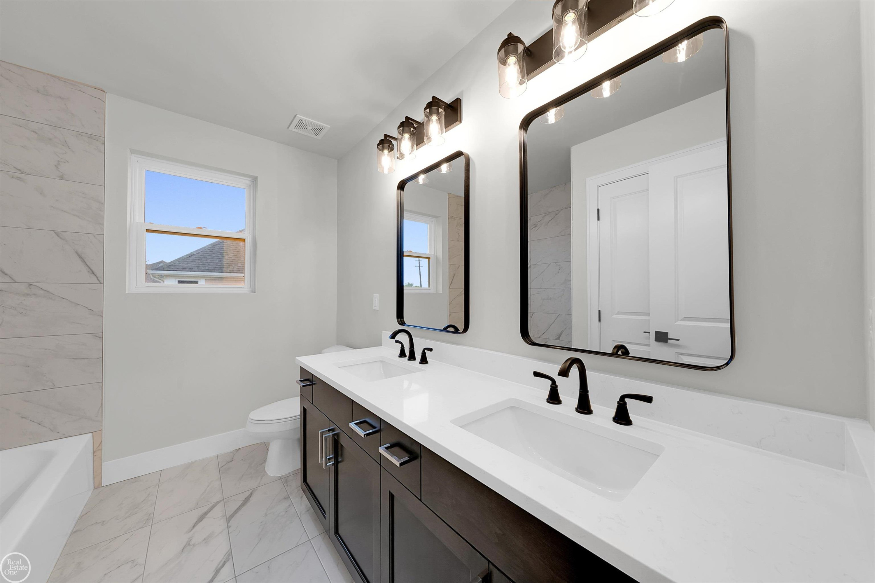 36711 N Pointe Drive, New Baltimore, MI 48047 — Photo 43