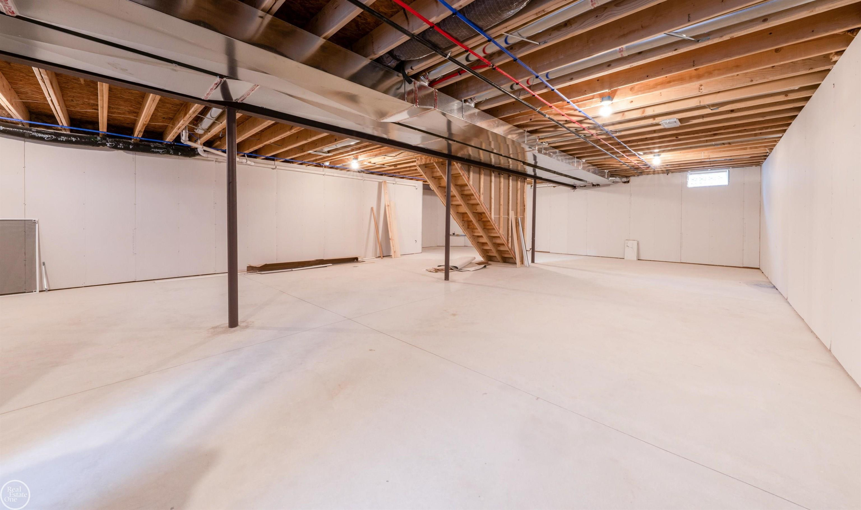 36711 N Pointe Drive, New Baltimore, MI 48047 — Photo 47