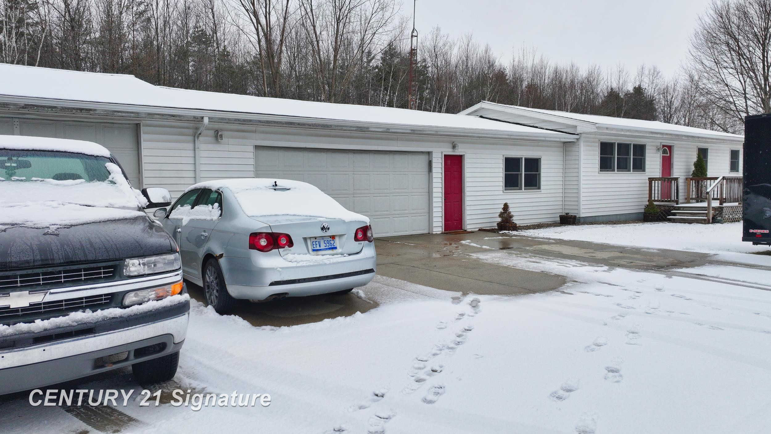 1620 S Fordney Road, Hemlock, MI 48626 — Photo 2