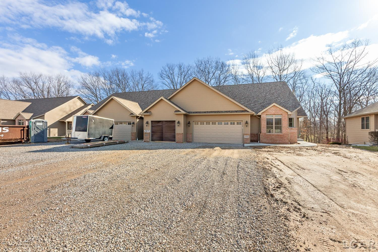 1641 Rivers Edge Court, Adrian, MI 49221 — Photo 36