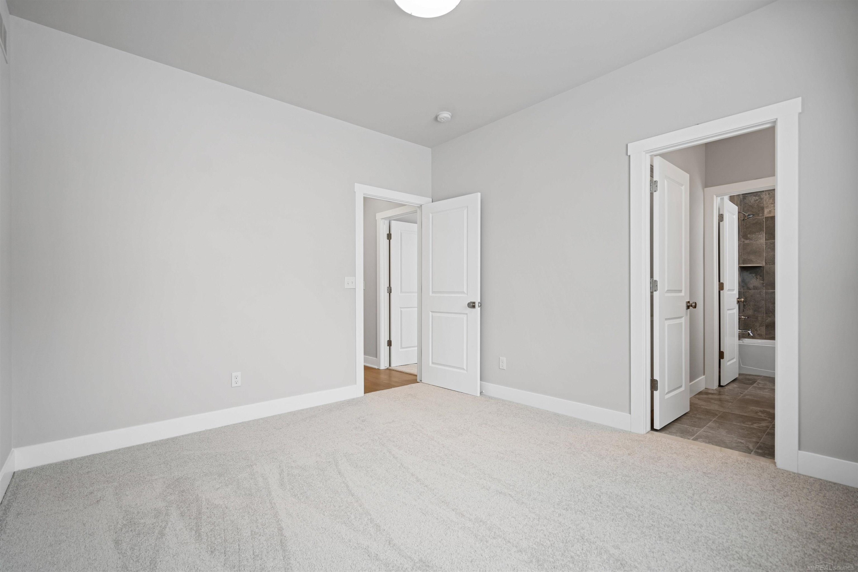 27650 Hagen Road, 3, MI — Photo 32