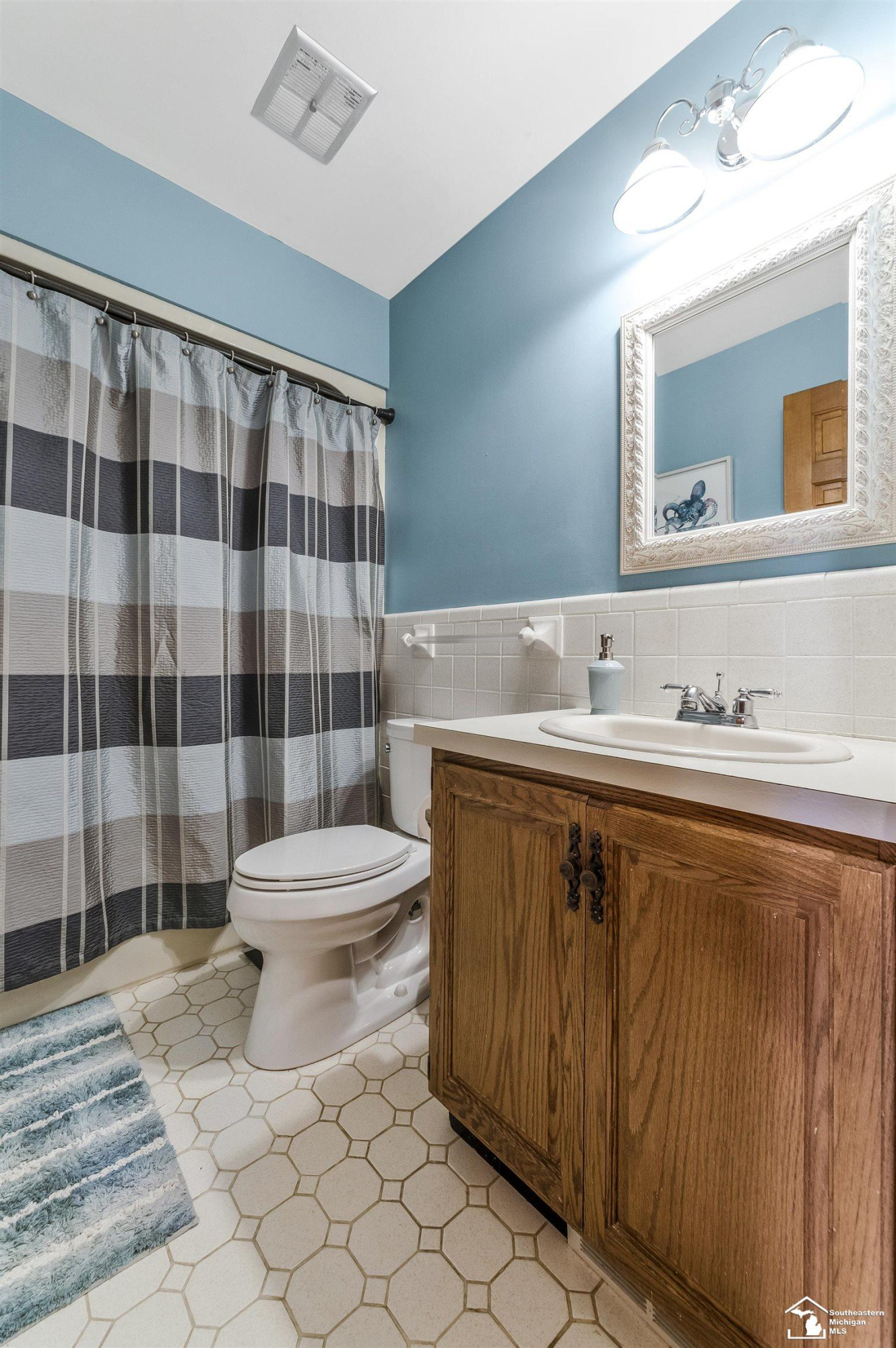 7761 Stout Avenue, Grosse Ile, MI 48138 — Photo 22
