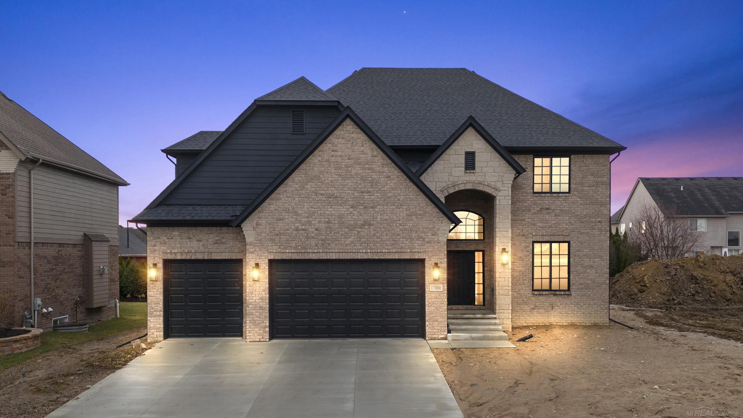 17000 Pienza Drive, Macomb, MI 48042 — Photo 2