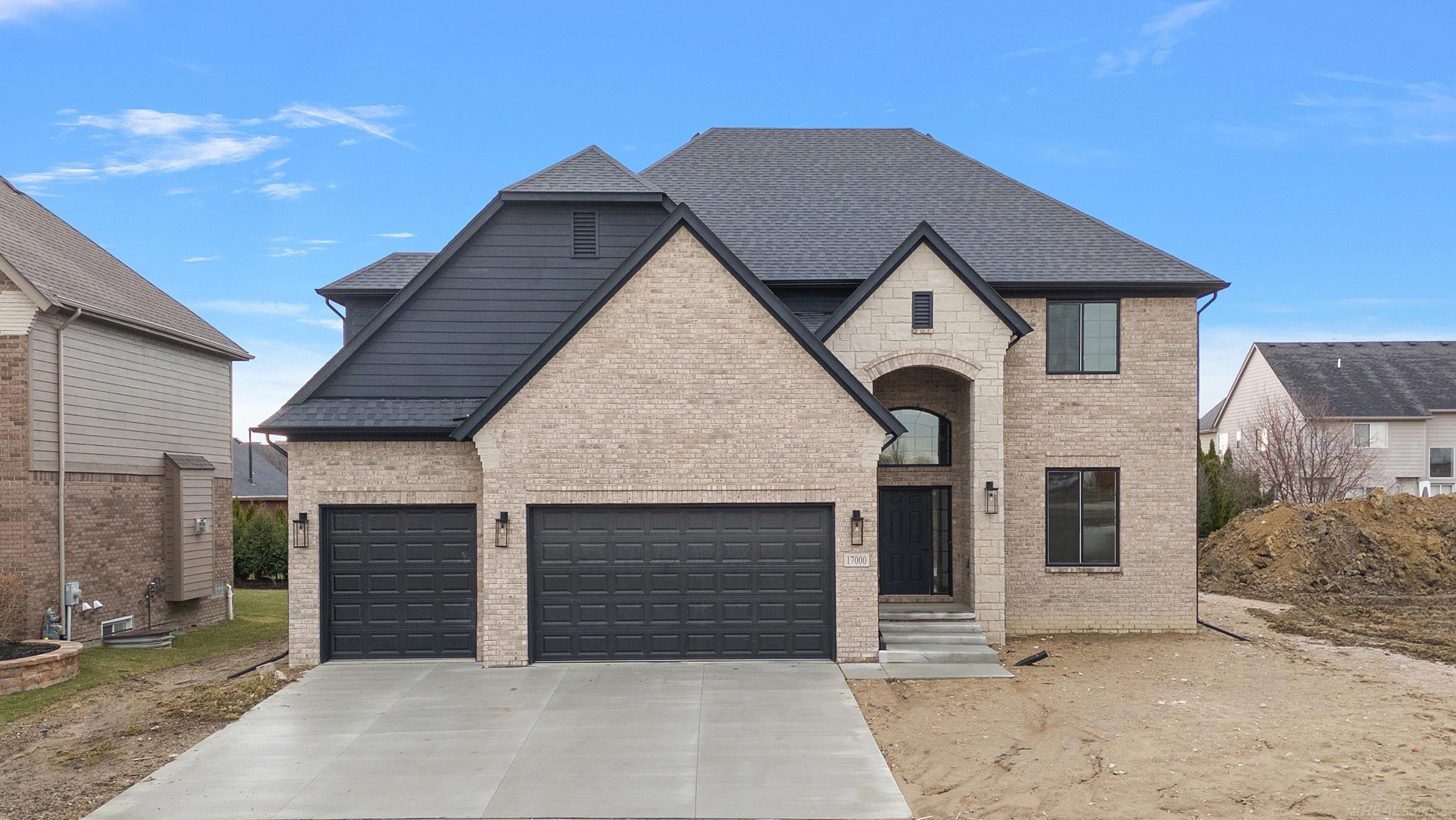17000 Pienza Drive, Macomb, MI 48042 — Photo 3