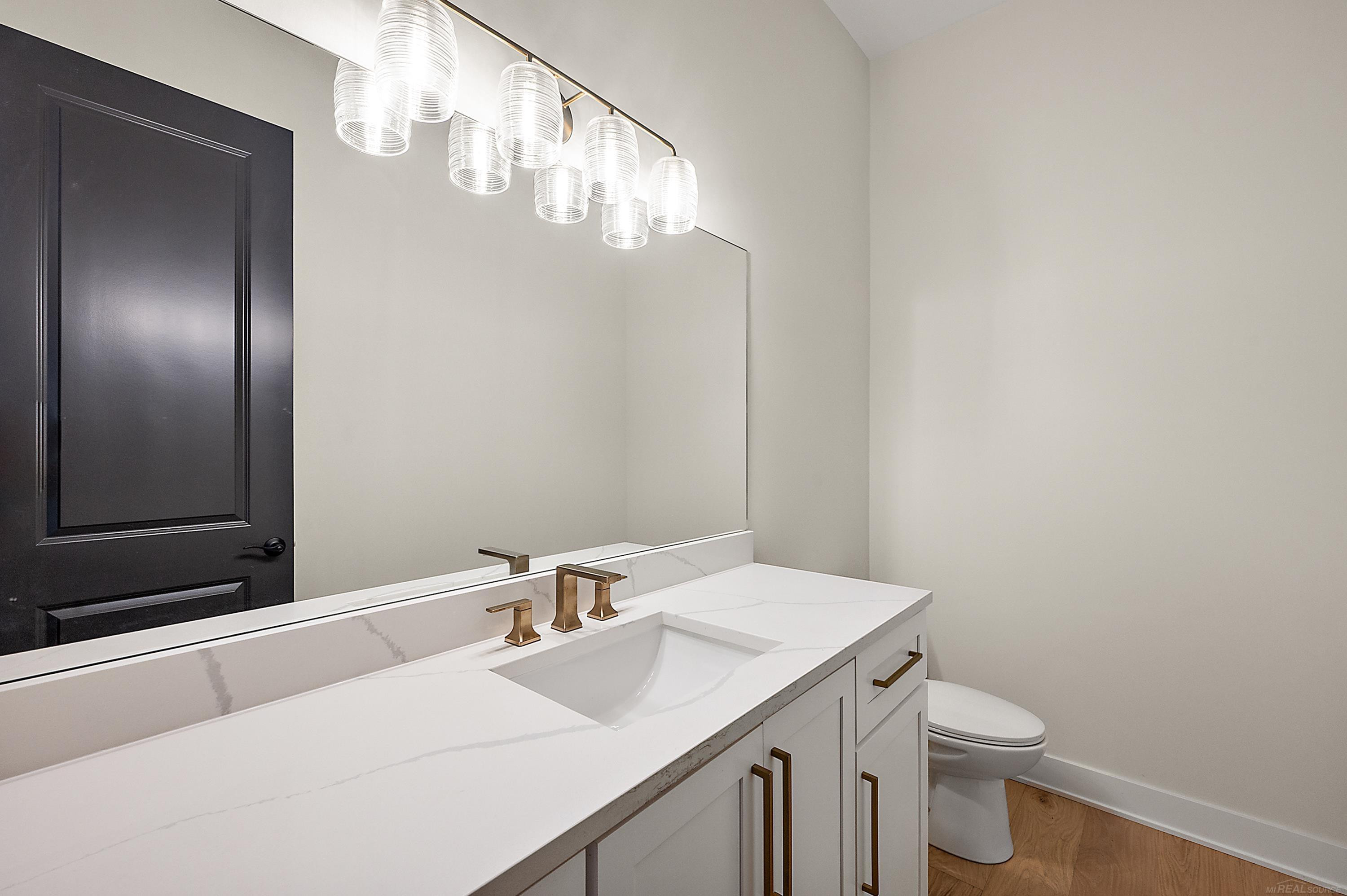 17000 Pienza Drive, Macomb, MI 48042 — Photo 11