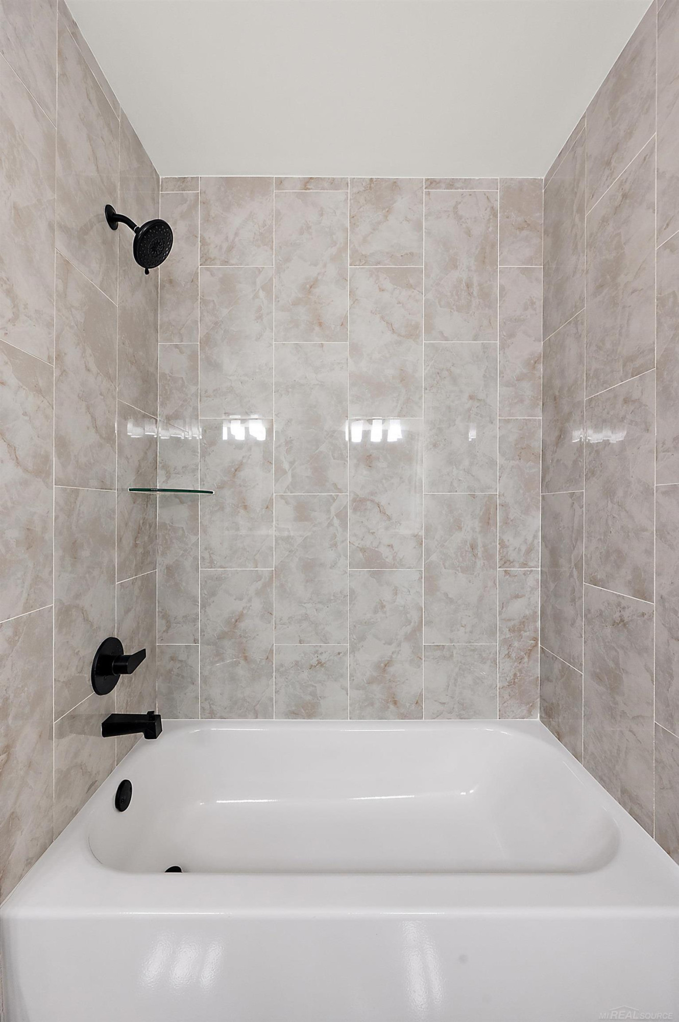 17000 Pienza Drive, Macomb, MI 48042 — Photo 42