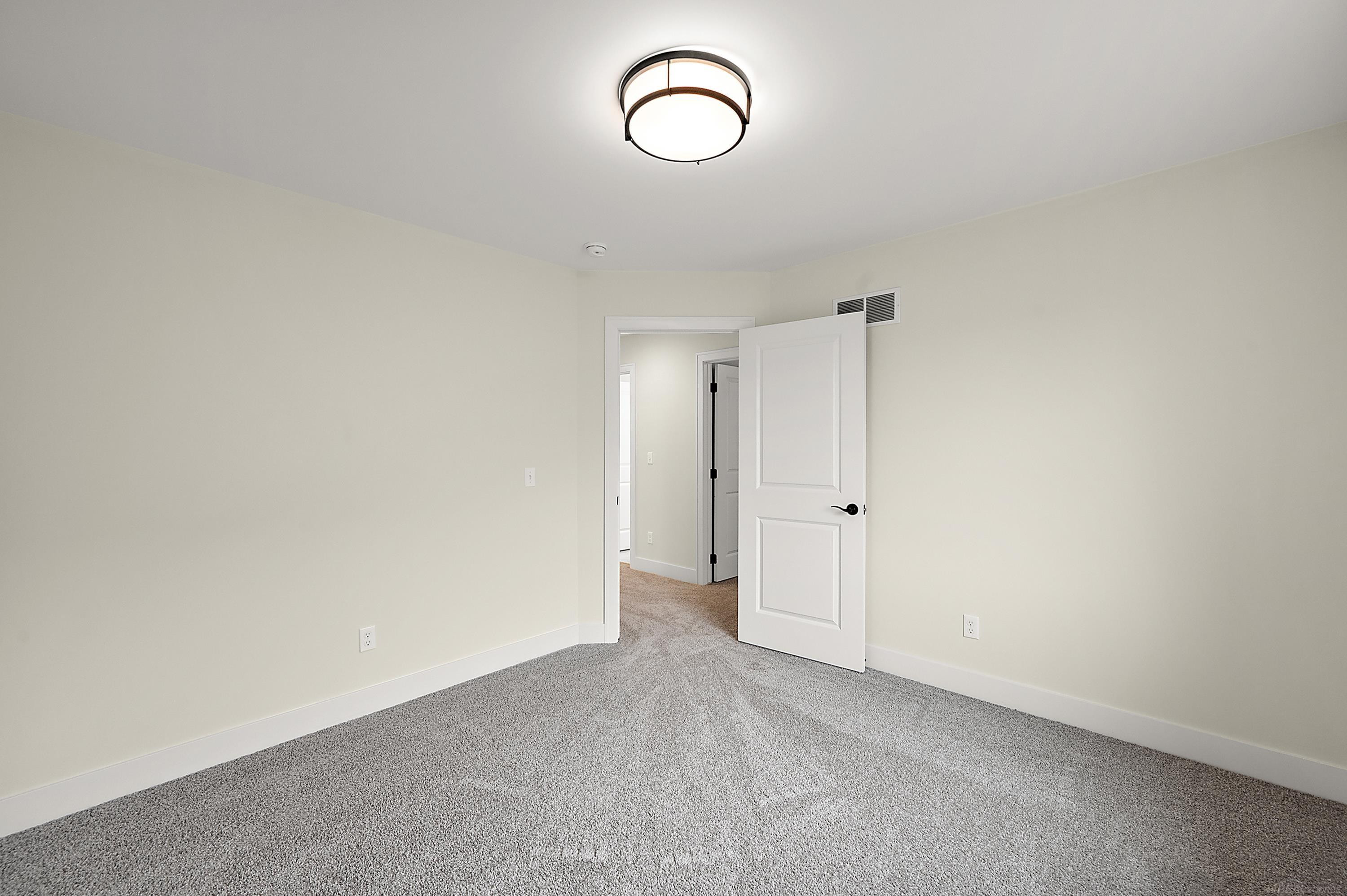 17000 Pienza Drive, Macomb, MI 48042 — Photo 47