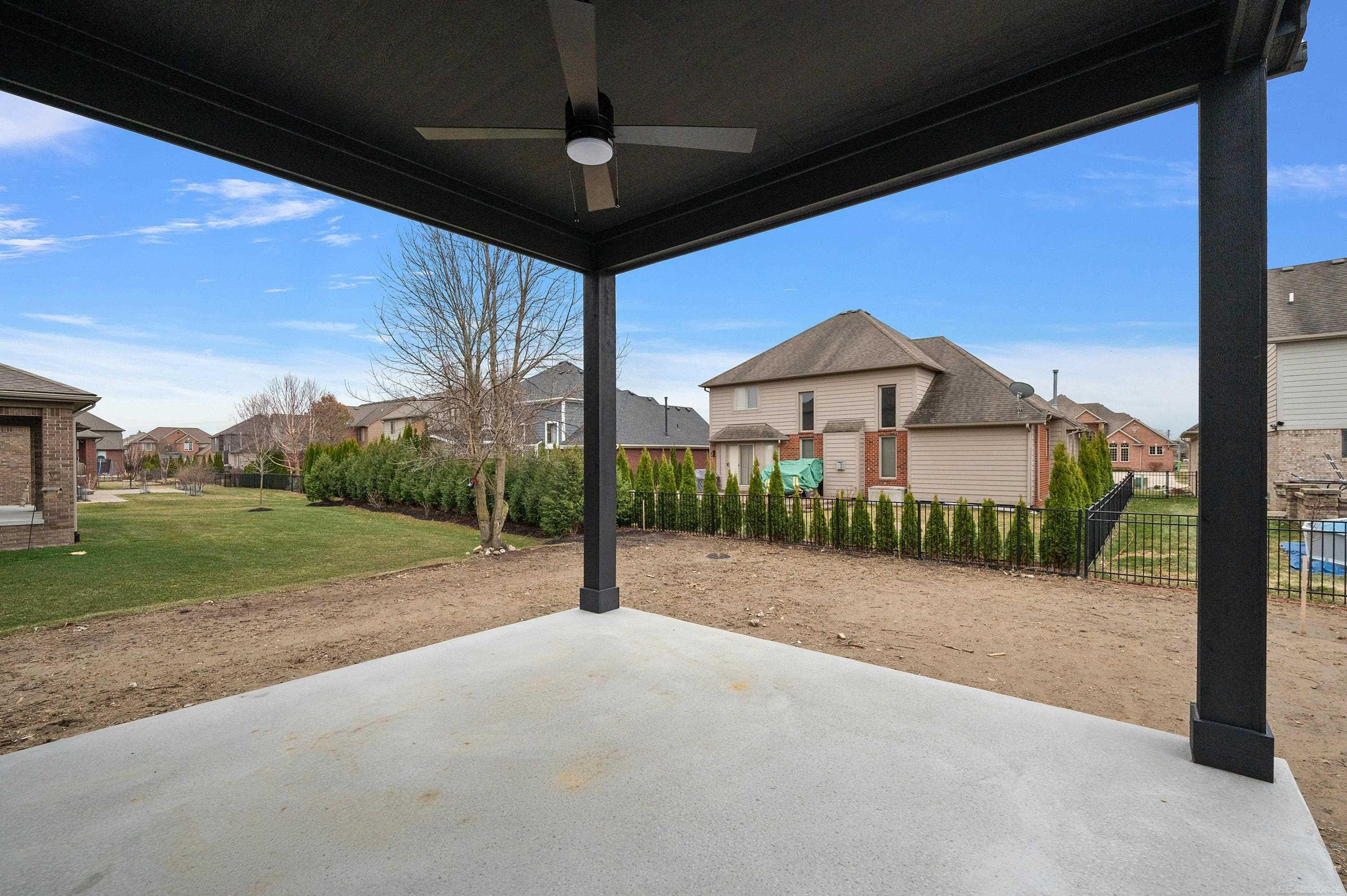 17000 Pienza Drive, Macomb, MI 48042 — Photo 53