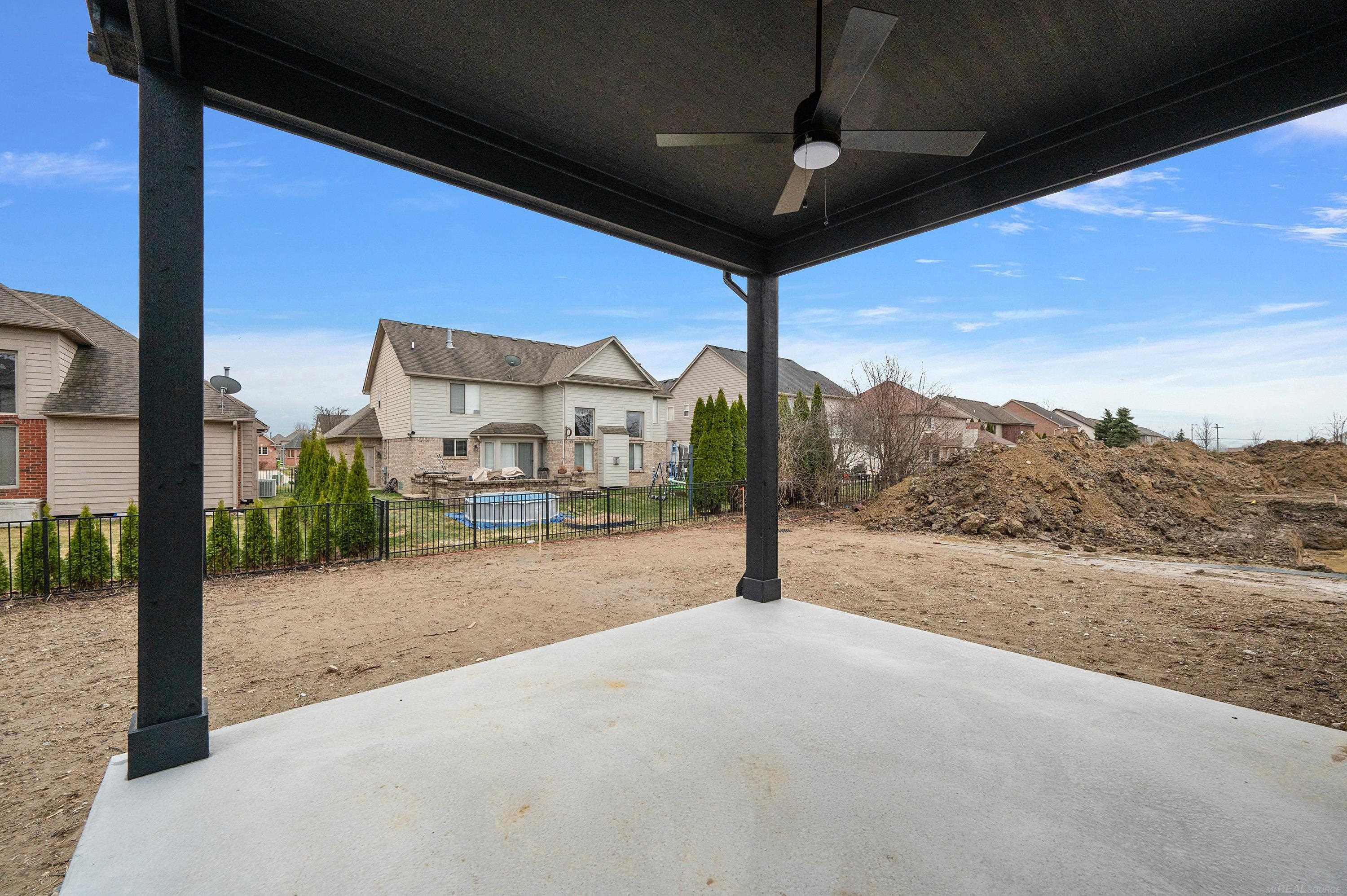 17000 Pienza Drive, Macomb, MI 48042 — Photo 54