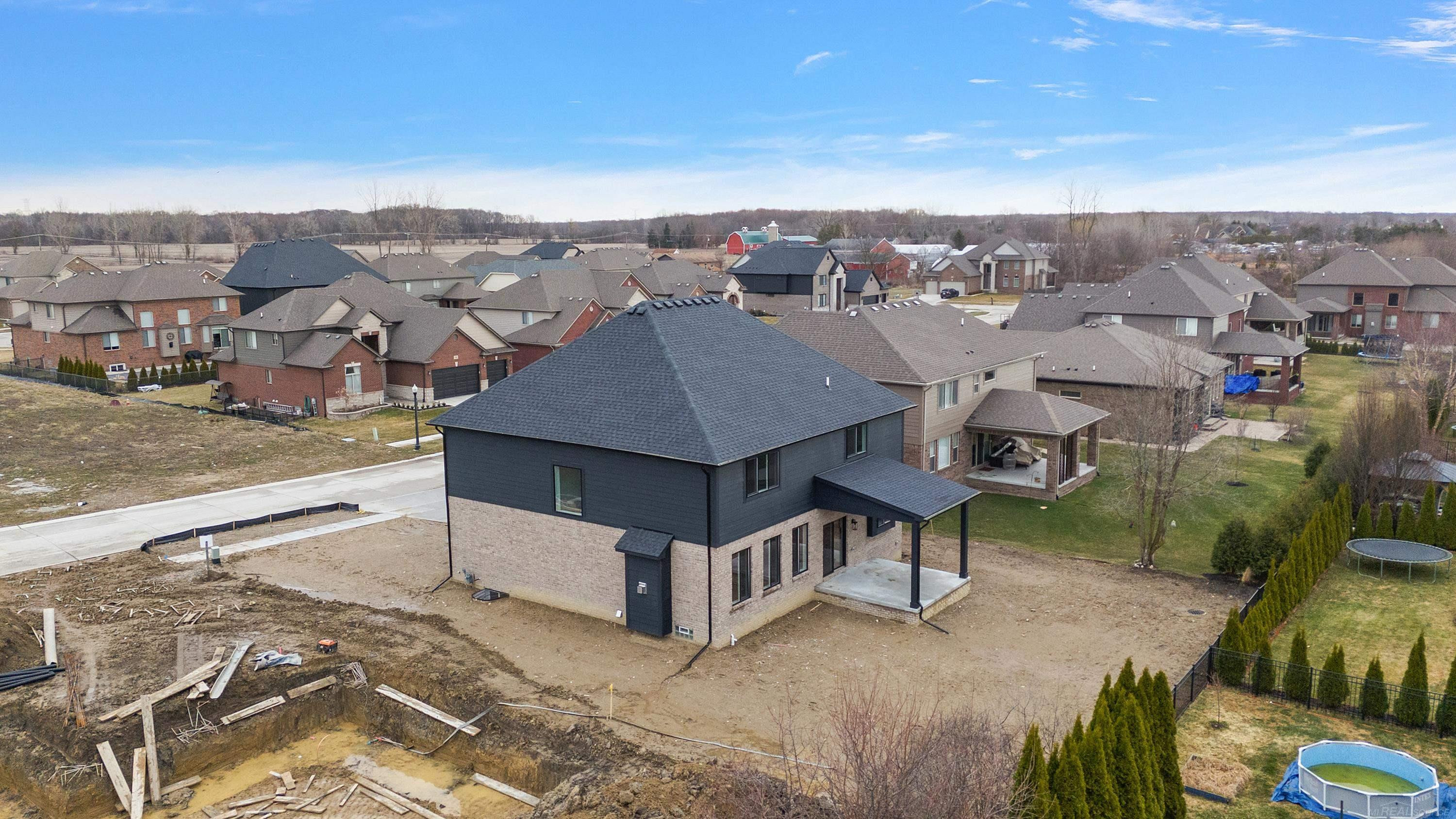17000 Pienza Drive, Macomb, MI 48042 — Photo 57
