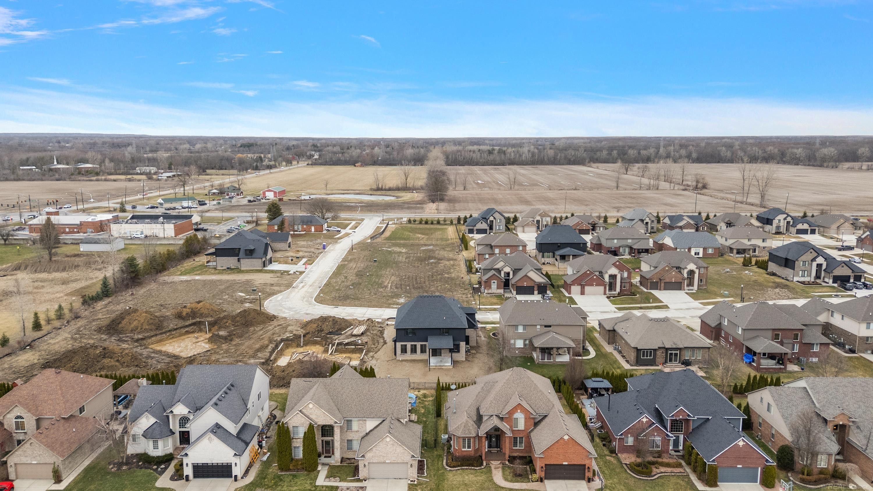 17000 Pienza Drive, Macomb, MI 48042 — Photo 59