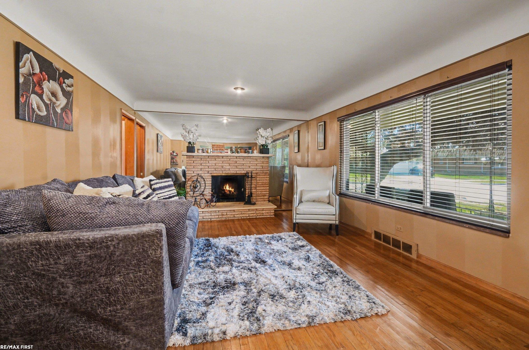 19063 Biscayne Avenue, Eastpointe, MI 48021 — Photo 6