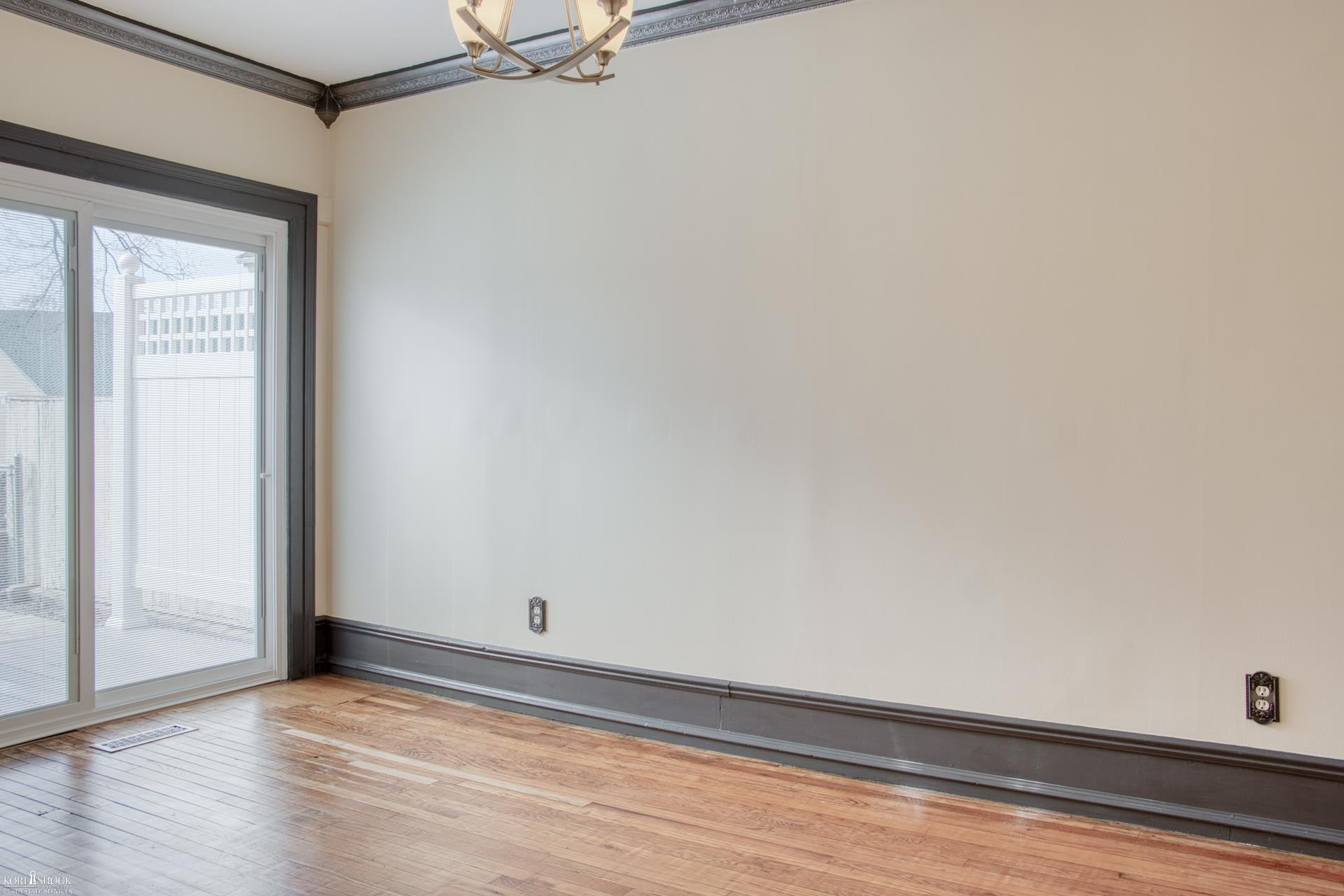 303 W Williams Street, Owosso, MI 48867 — Photo 17