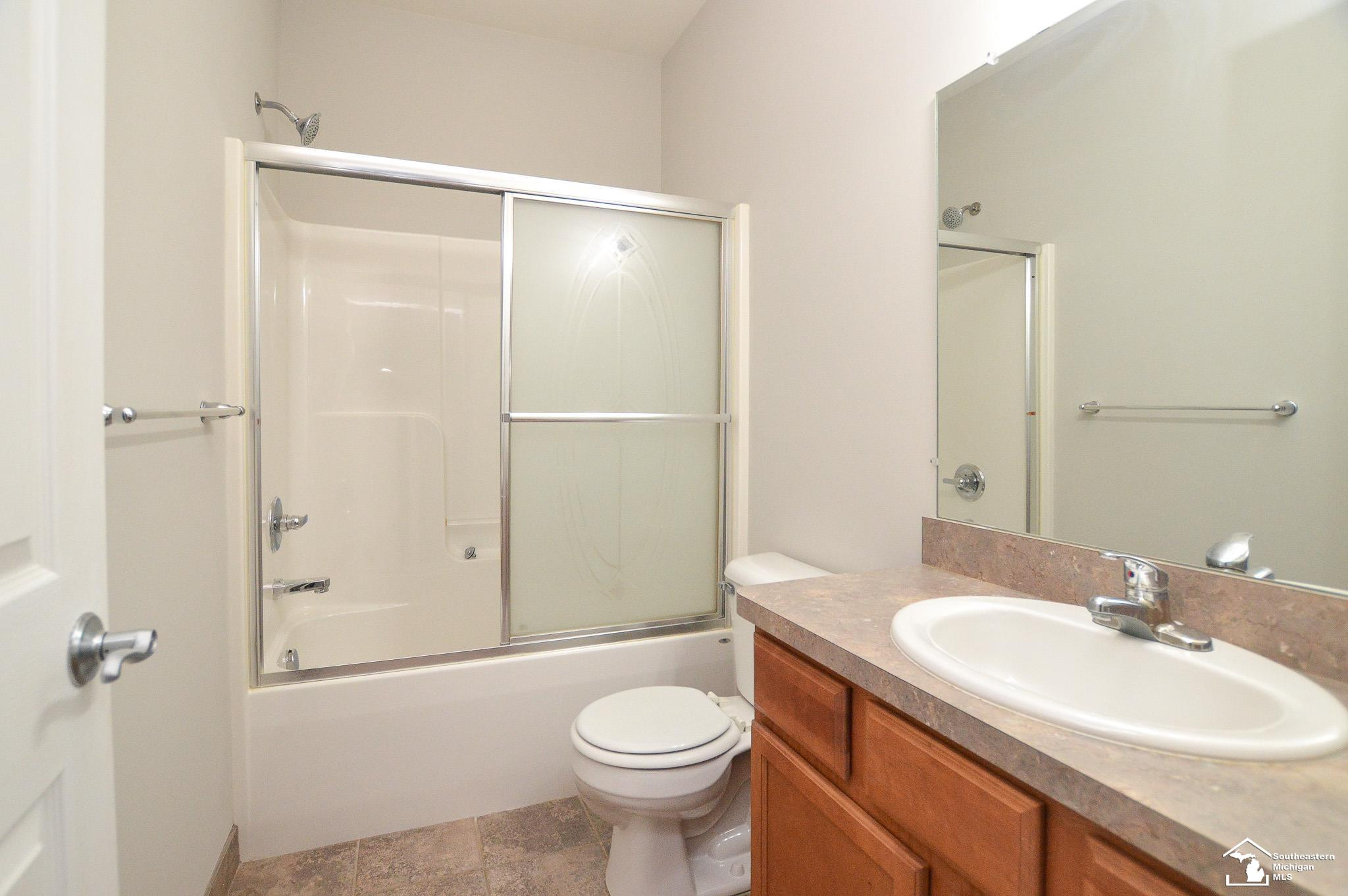 884 Plum Park Drive, 3, Monroe, MI 48161 — Photo 13