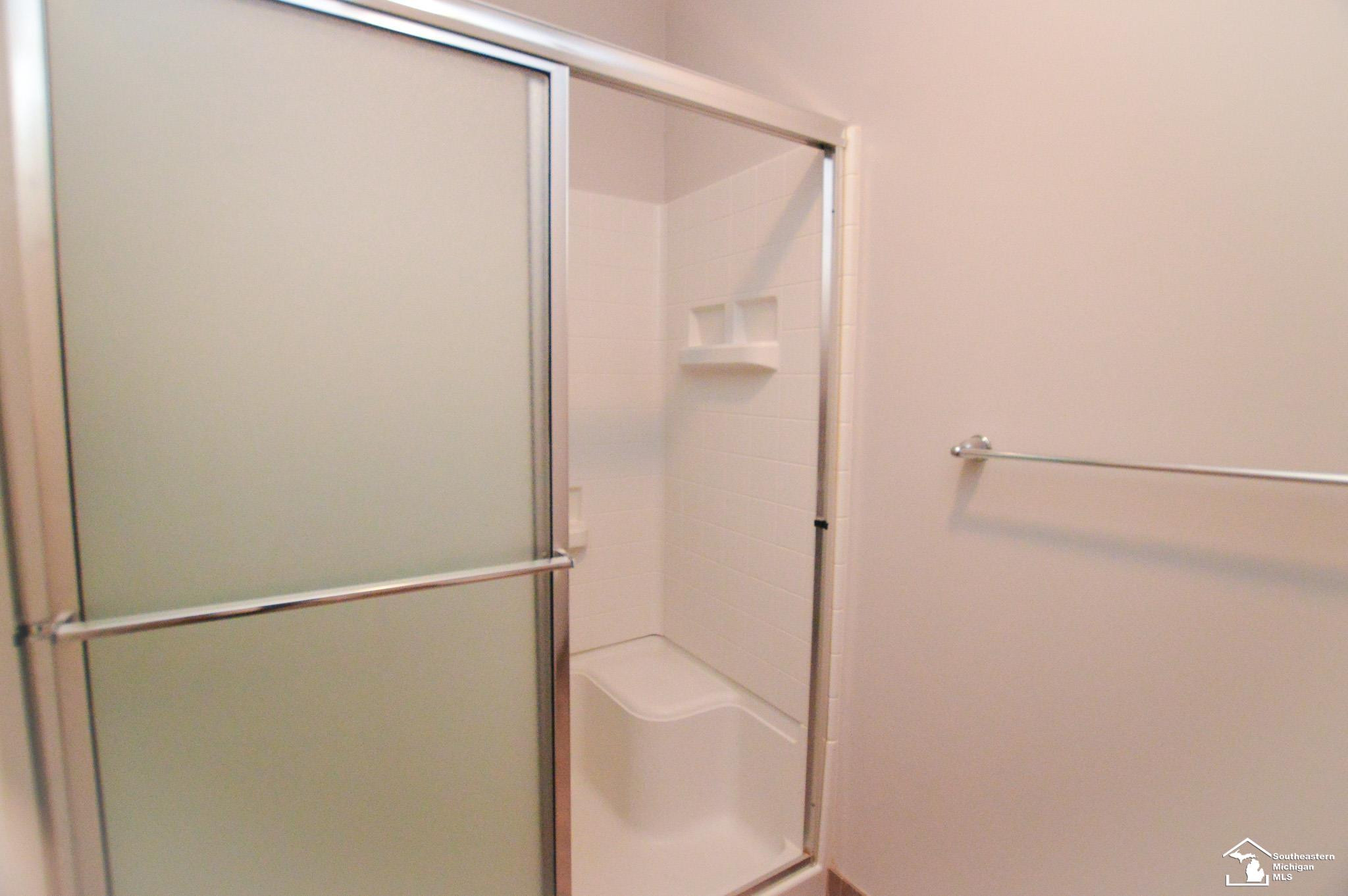 884 Plum Park Drive, 3, Monroe, MI 48161 — Photo 18