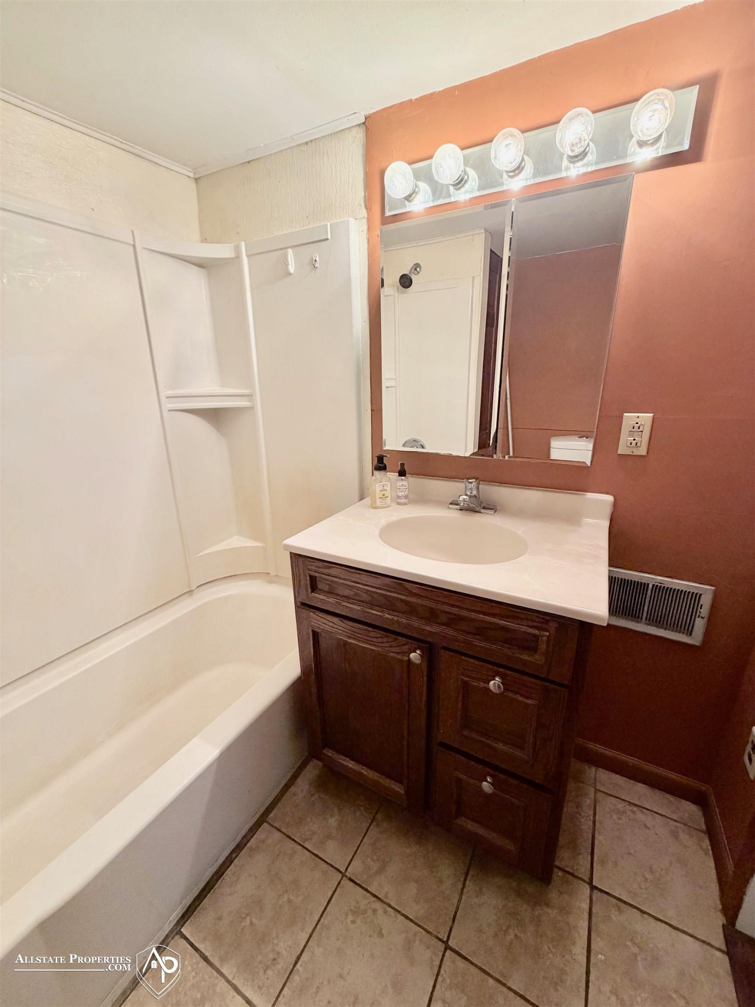 5501 N State Road, Davison, MI 48423 — Photo 25