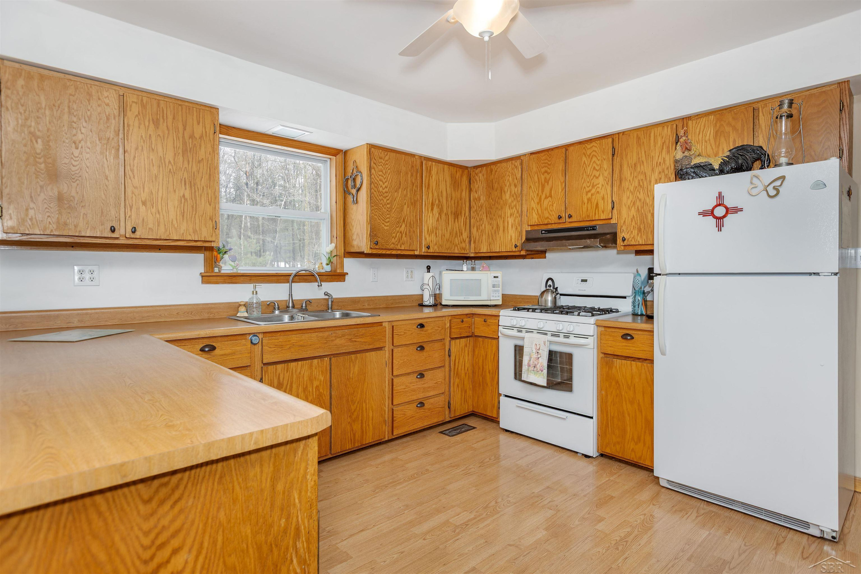 6556 N Magruder Road, Coleman, MI 48618 — Photo 2