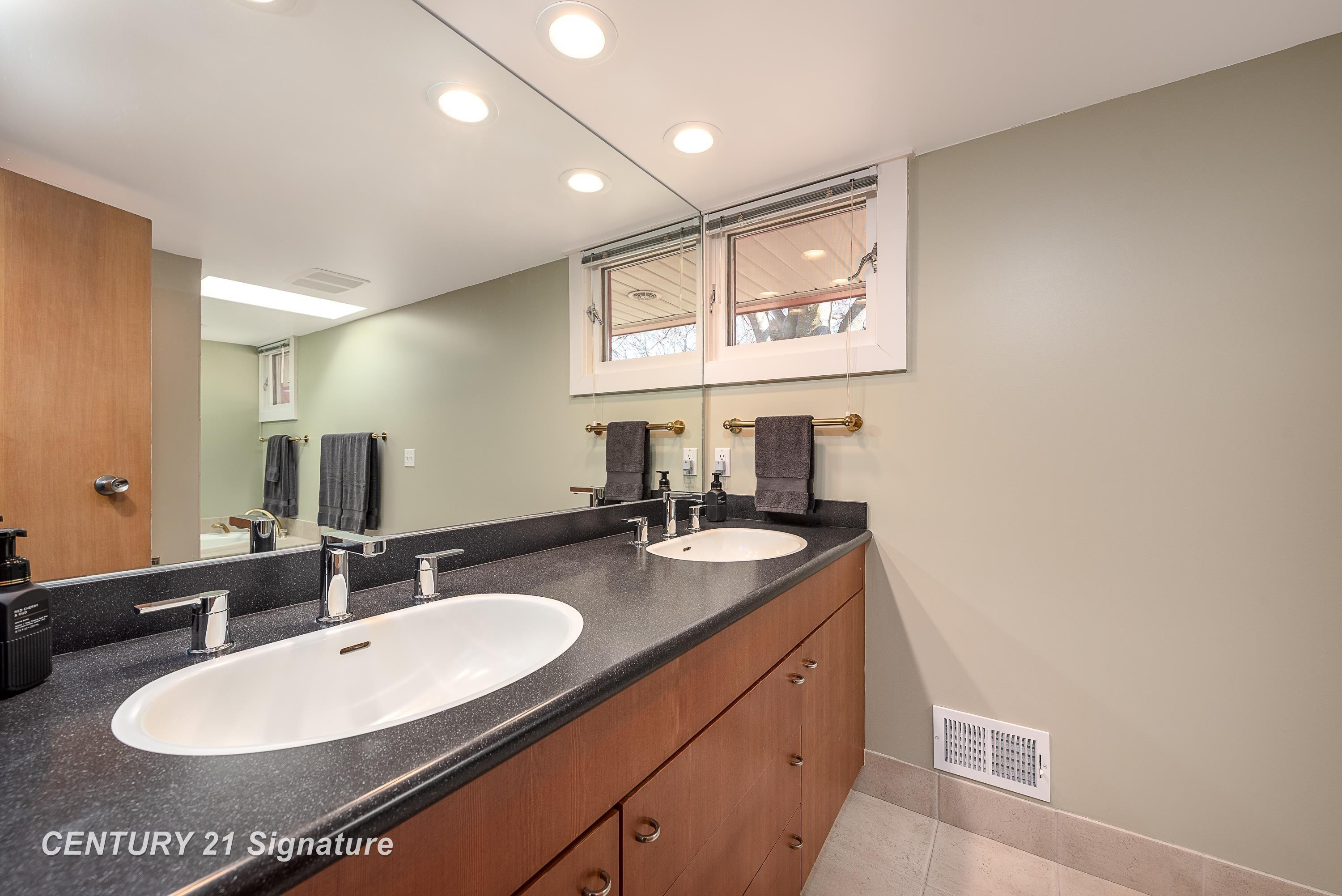 3711 Applewood Drive, Midland, MI 48640 — Photo 26