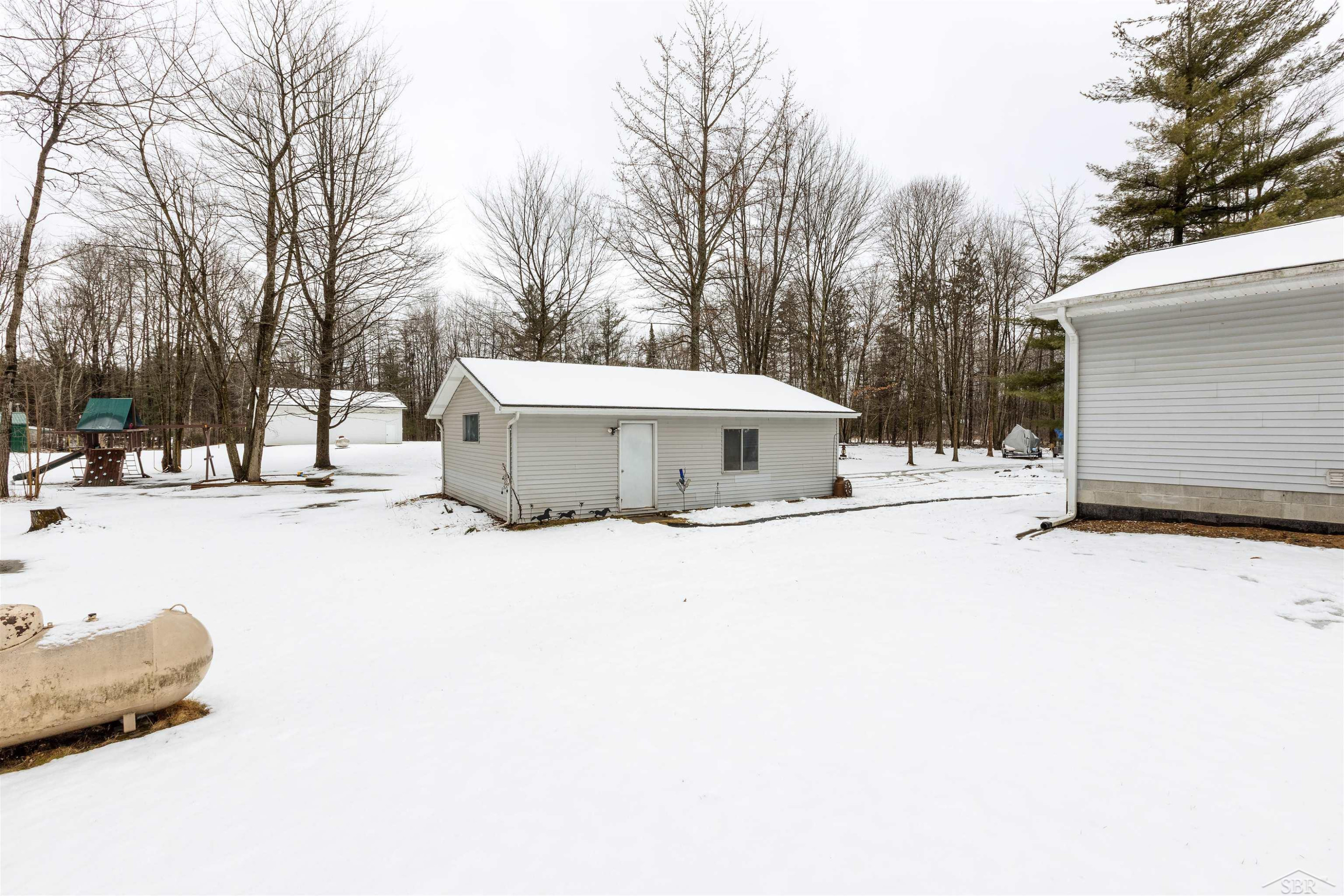 6556 N Magruder Road, Coleman, MI 48618 — Photo 24
