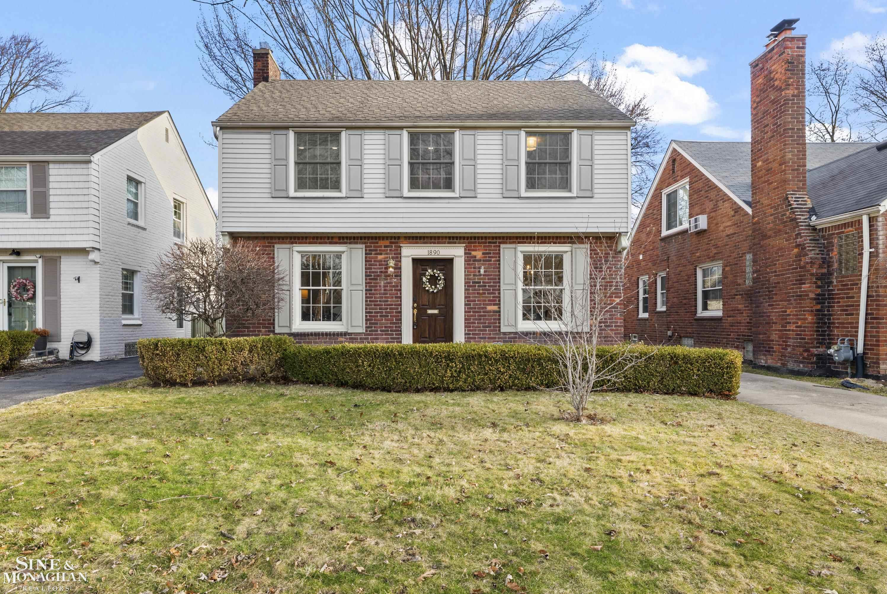 1890 Kenmore Drive, Grosse Pointe Woods, MI 48236 — front exterior