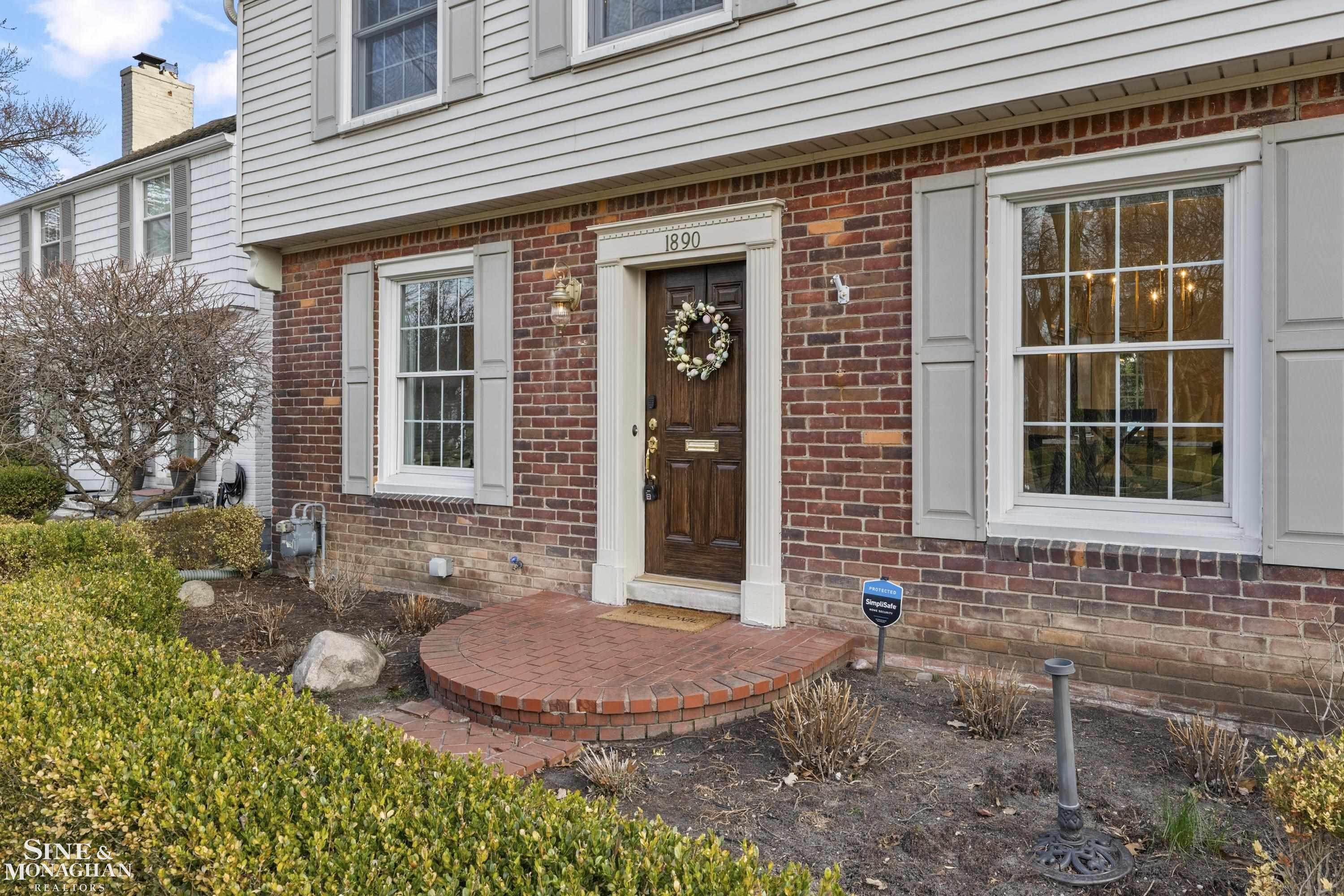 1890 Kenmore Drive, Grosse Pointe Woods, MI 48236 — Photo 5