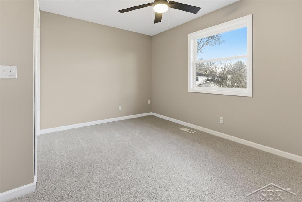108 W Chapel Lane, Midland, MI 48640 — Photo 29