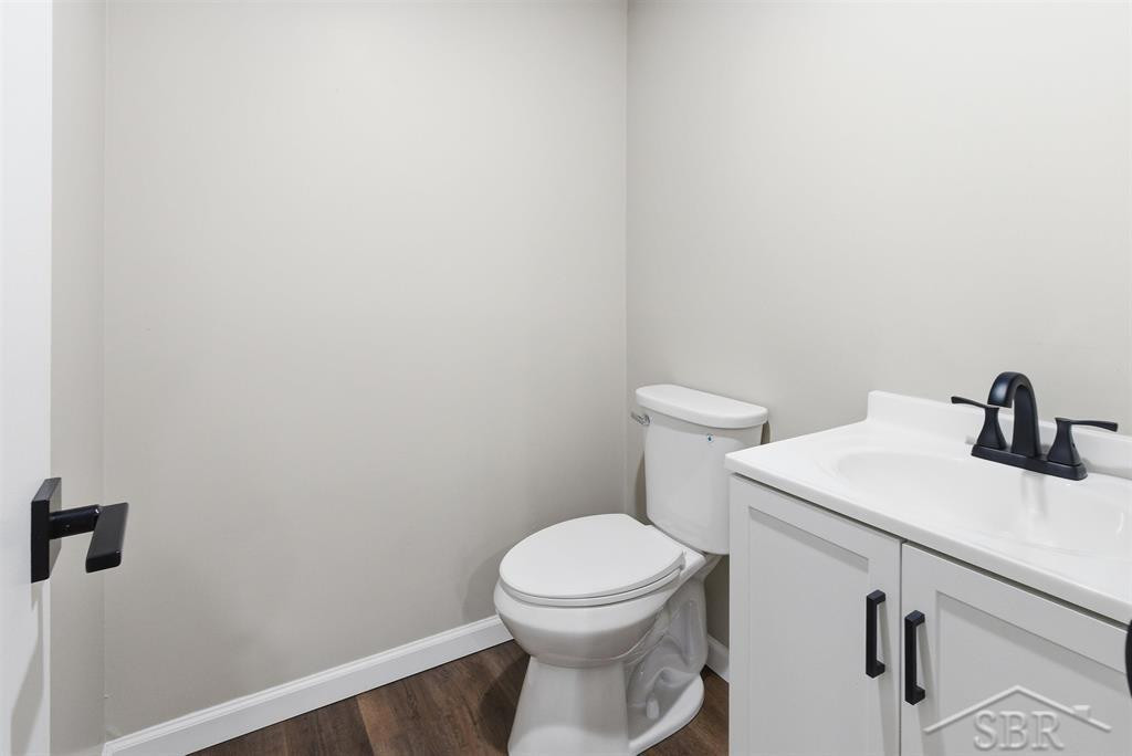 108 W Chapel Lane, Midland, MI 48640 — Photo 34
