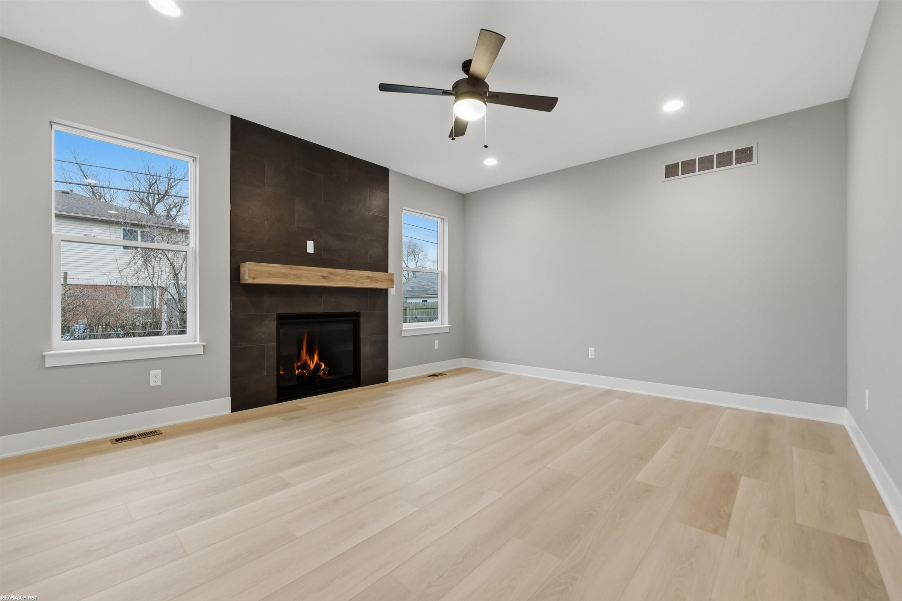 50591 Walpole Street, New Baltimore, MI 48047 — Photo 10
