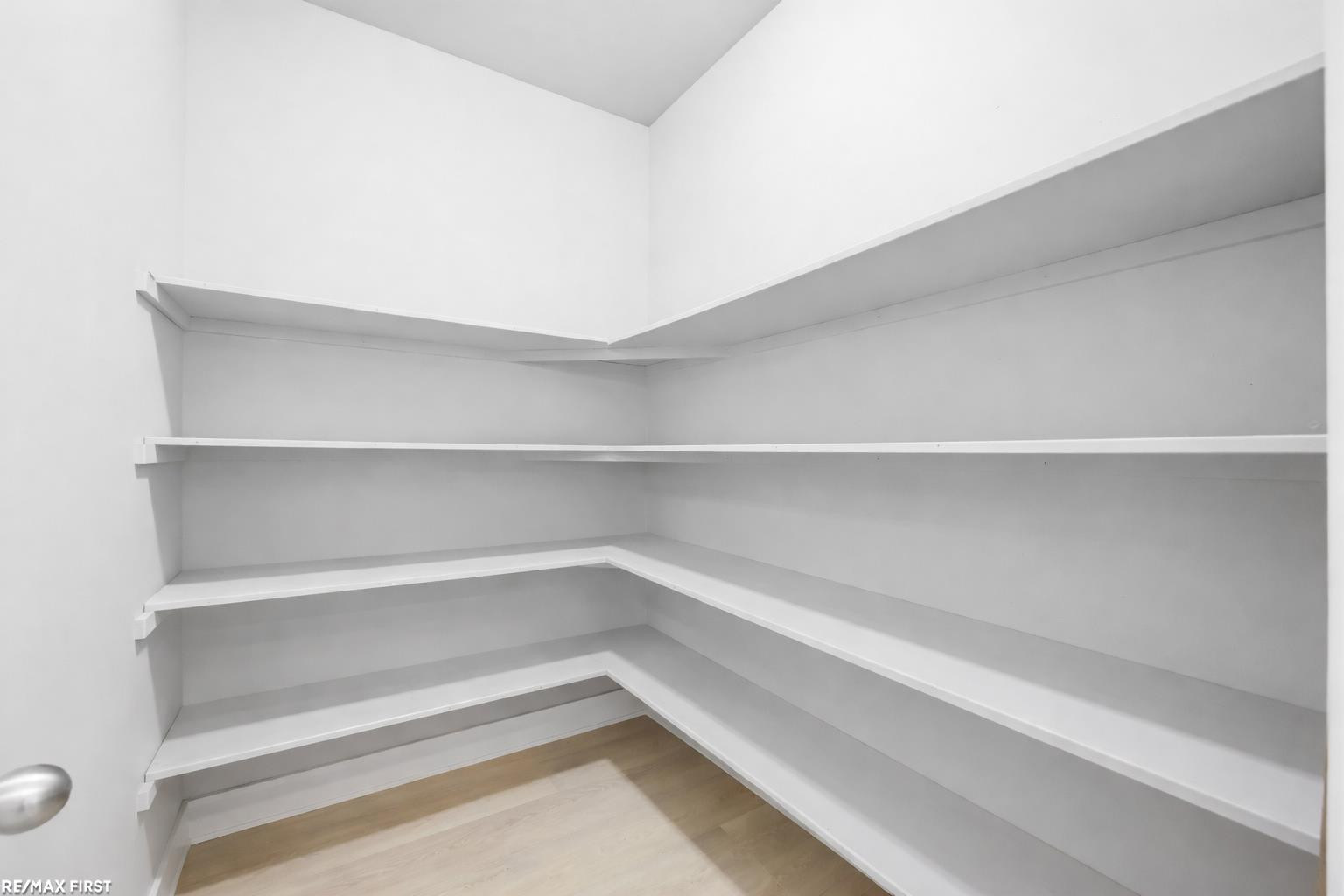 50591 Walpole Street, New Baltimore, MI 48047 — Photo 19