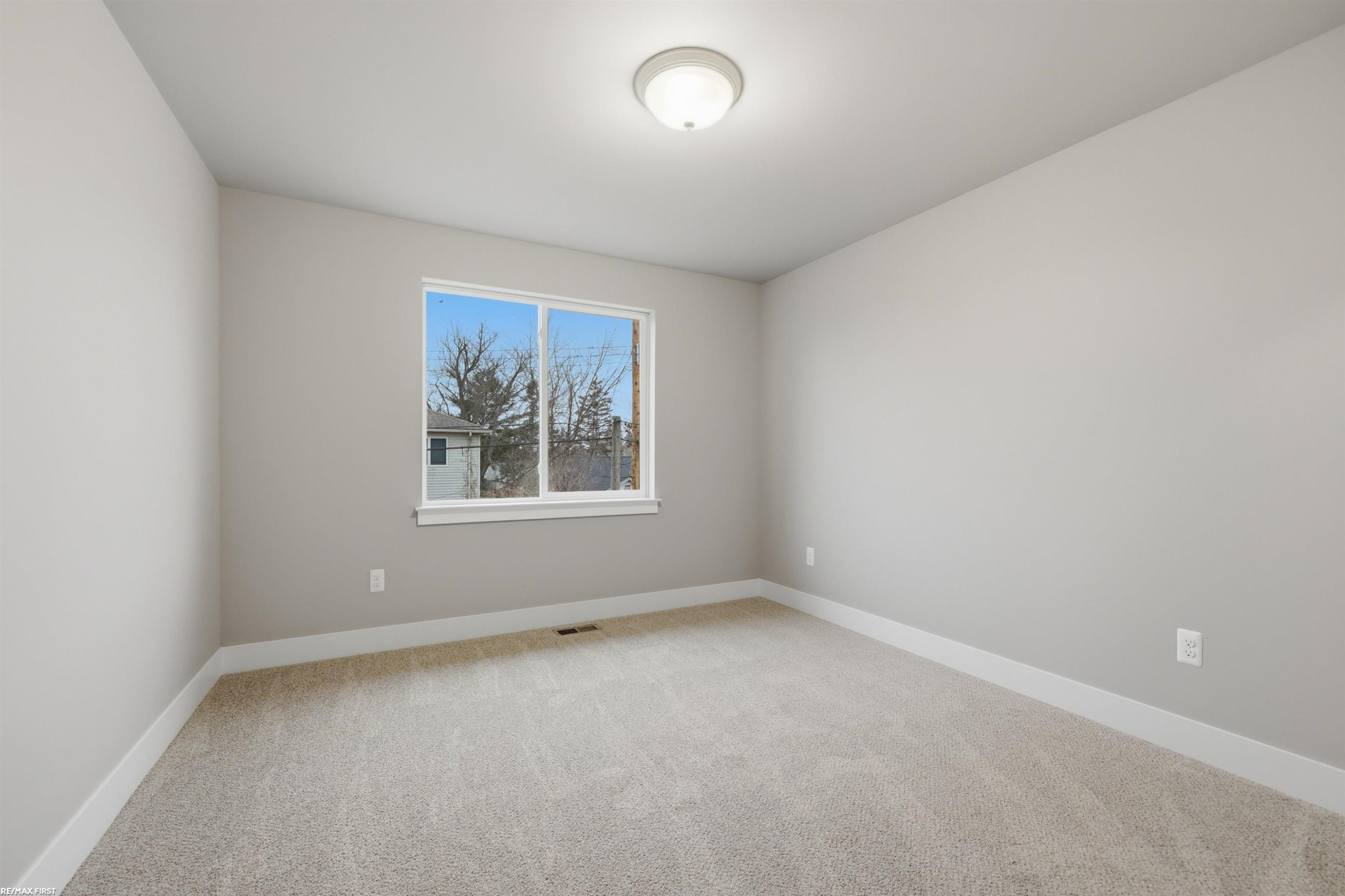 50591 Walpole Street, New Baltimore, MI 48047 — Photo 32