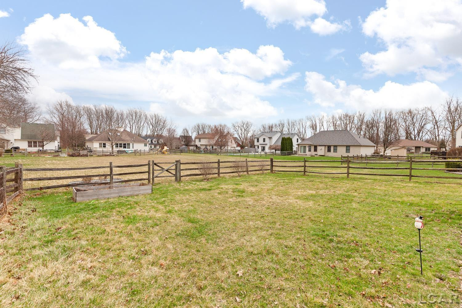 949 Hickory Creek Drive, Temperance, MI 48182 — Photo 3