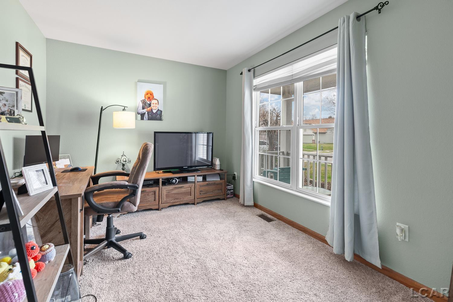 949 Hickory Creek Drive, Temperance, MI 48182 — Photo 10