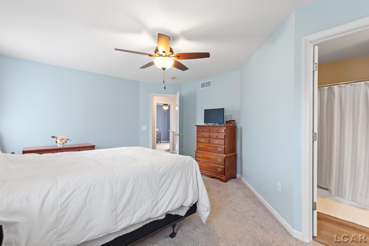 949 Hickory Creek Drive, Temperance, MI 48182 — Photo 15