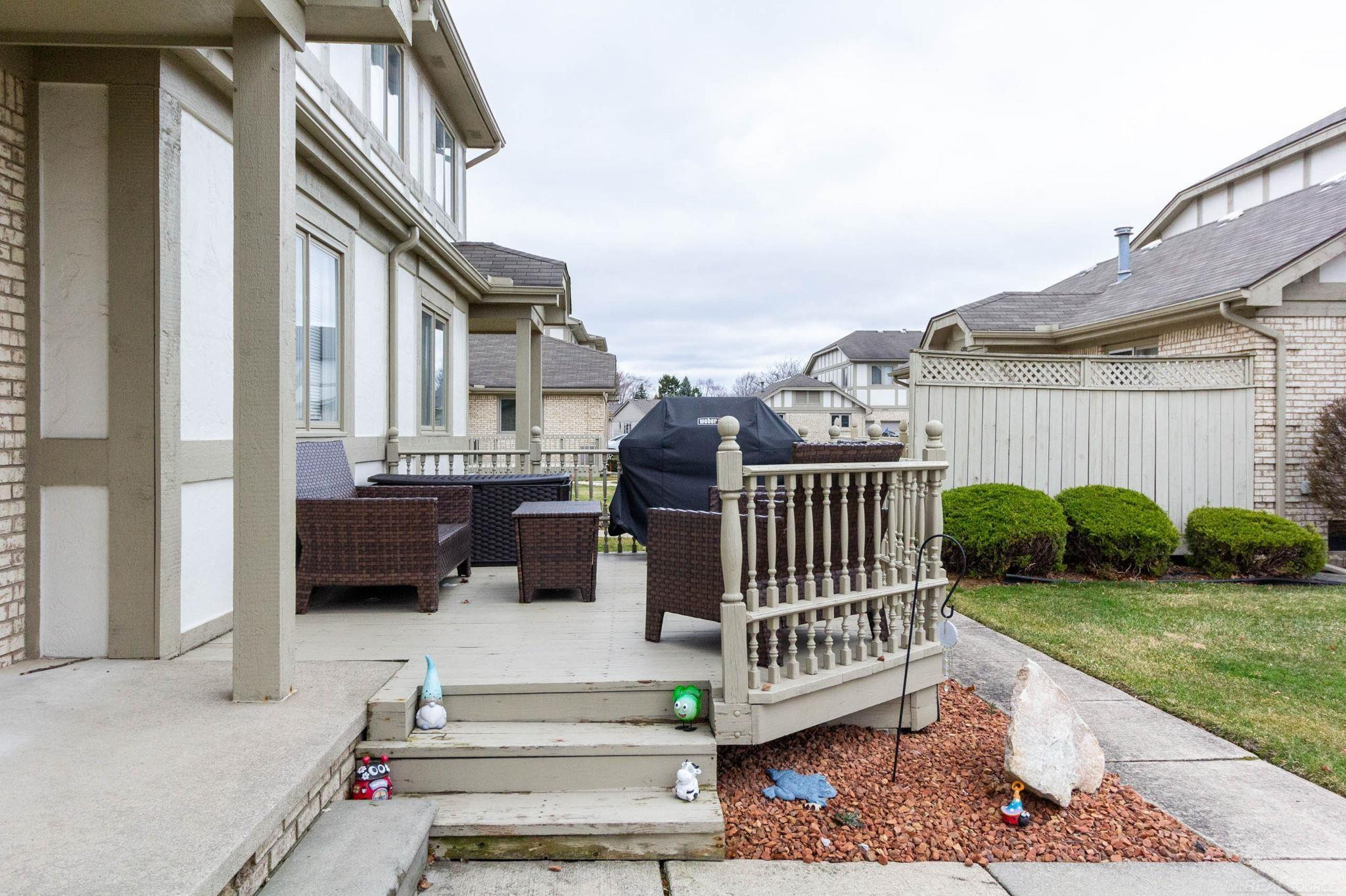 41995 King Edward Court, Clinton Twp, MI 48038 — Photo 3