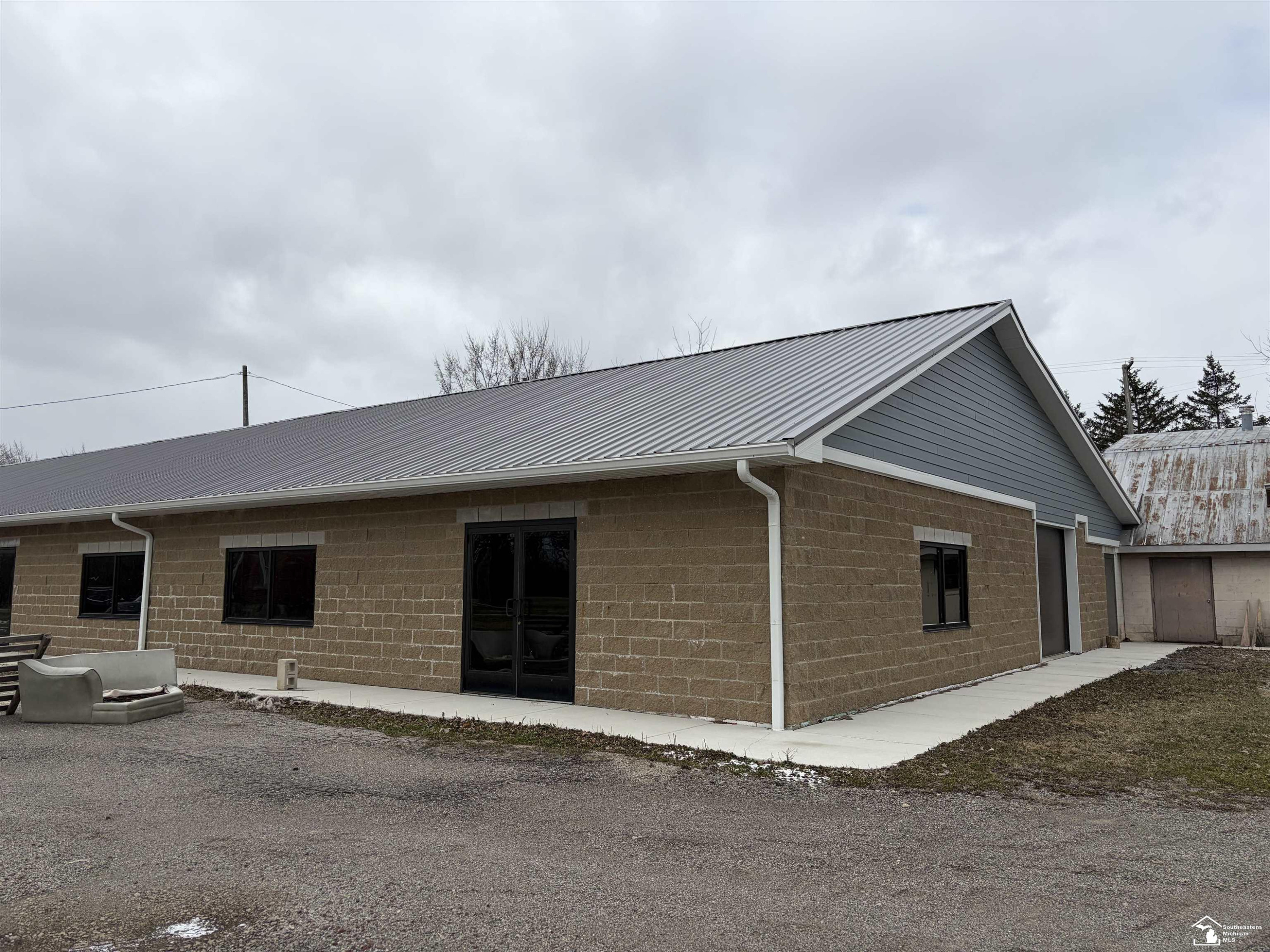 803 Nadeau Road, Monroe, MI 48162 — Photo 8