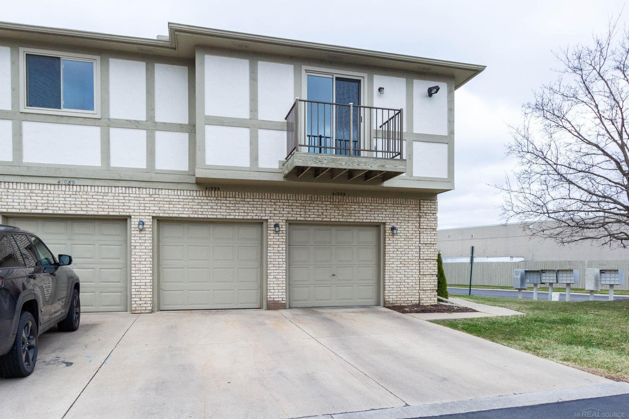 41995 King Edward Court, Clinton Twp, MI 48038 — Photo 34