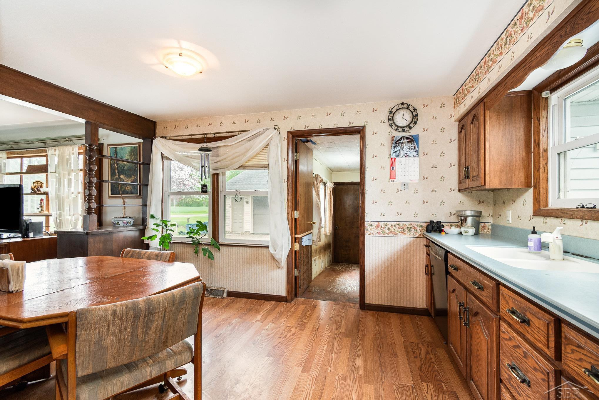 2430 S 4 Mile Road, Kawkawlin, MI 48631 — Photo 4