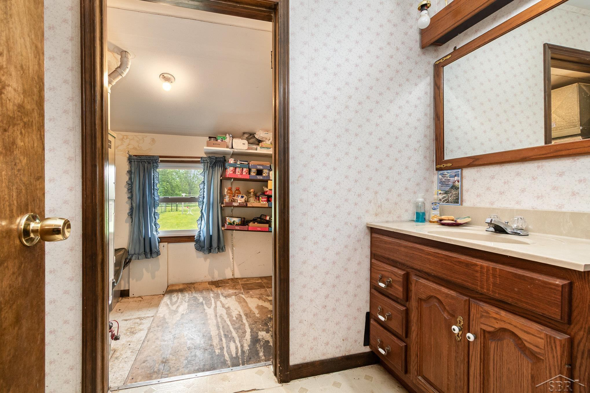 2430 S 4 Mile Road, Kawkawlin, MI 48631 — Photo 6