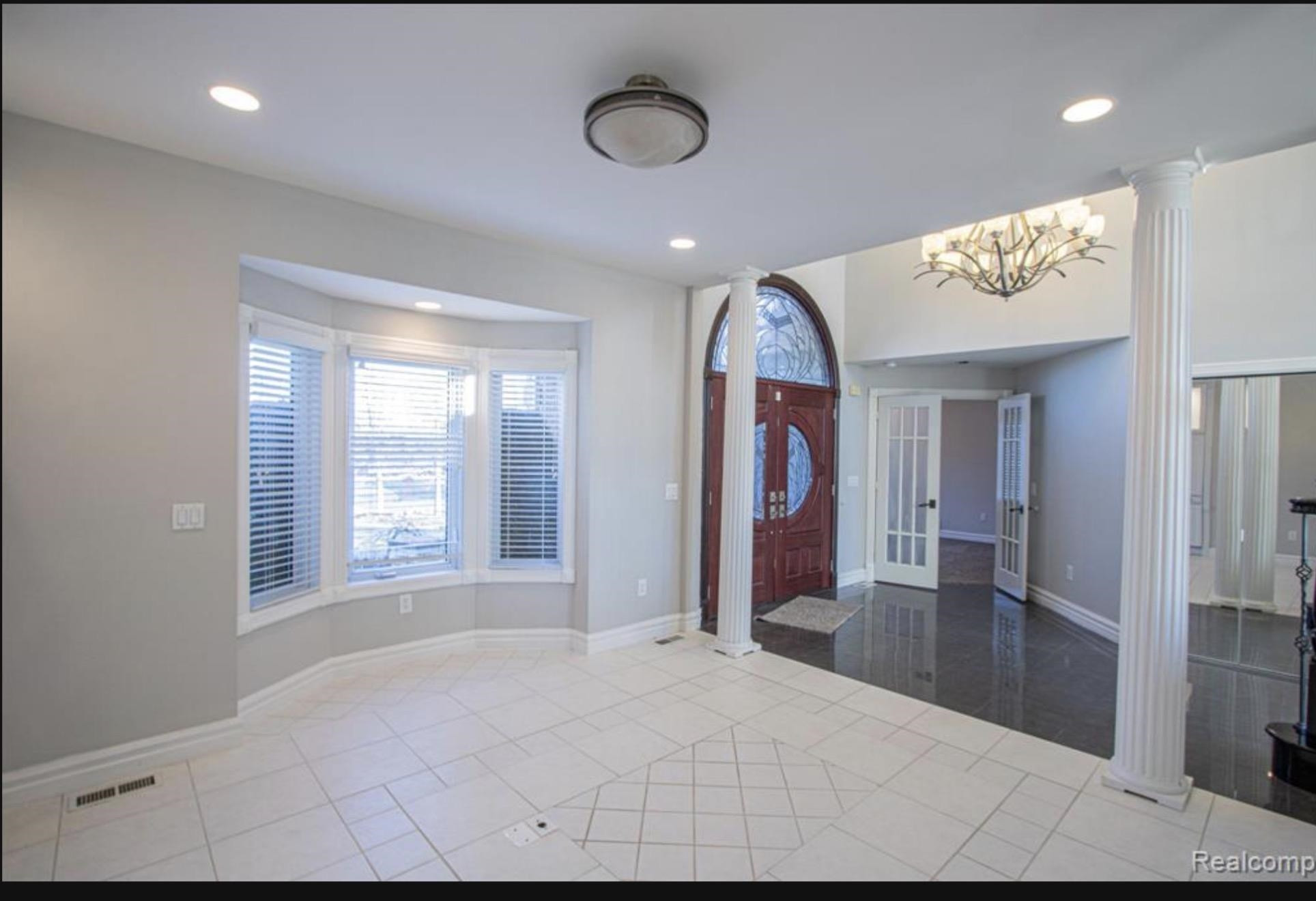 49404 Compass Point Drive, MI 48047 — Photo 13