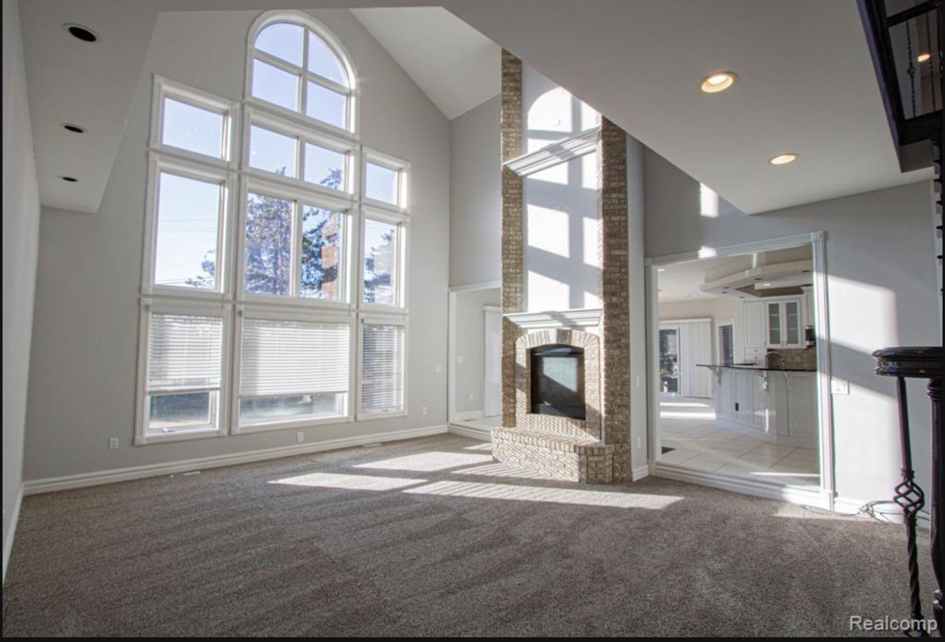 49404 Compass Point Drive, MI 48047 — Photo 17