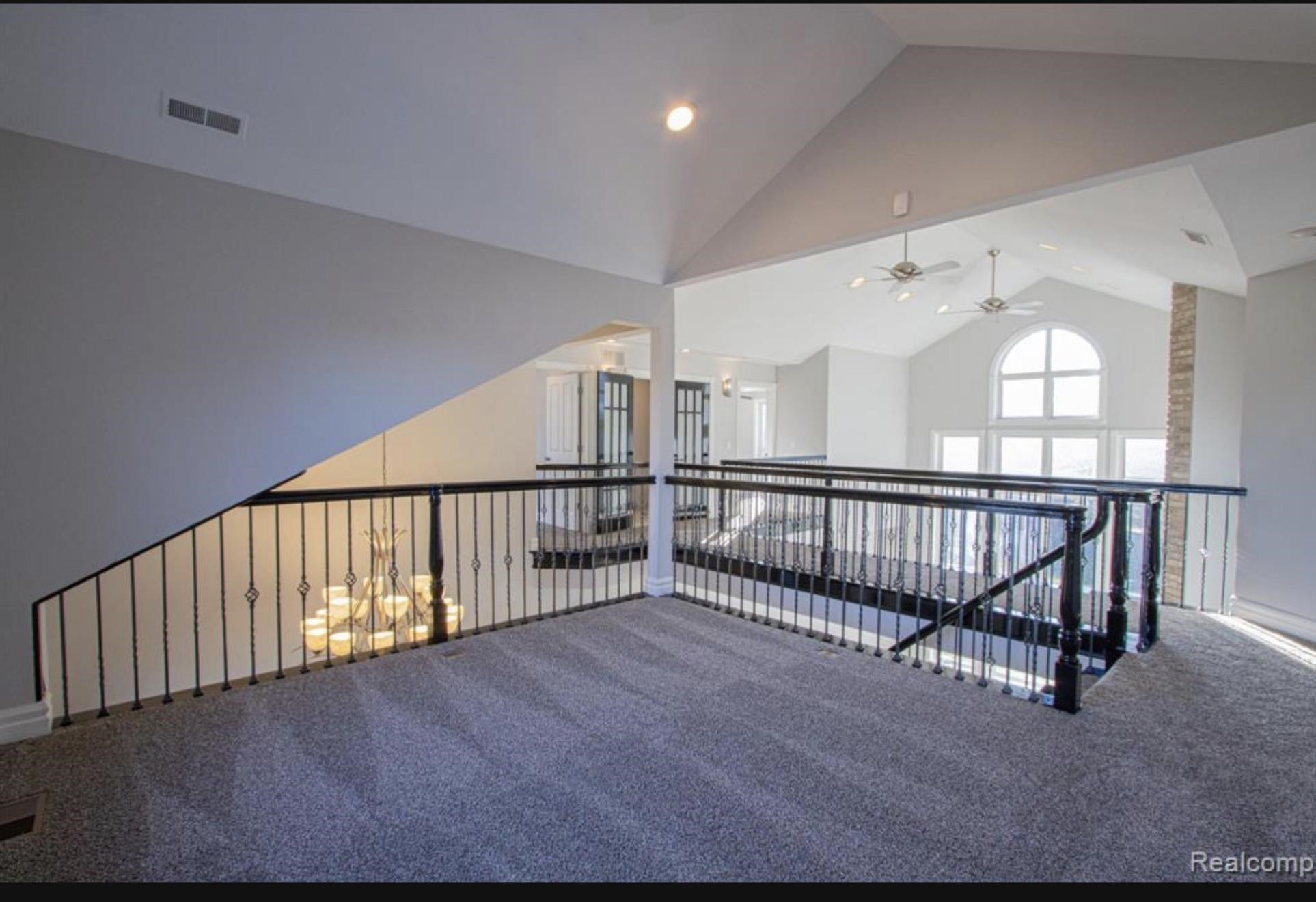 49404 Compass Point Drive, MI 48047 — Photo 29