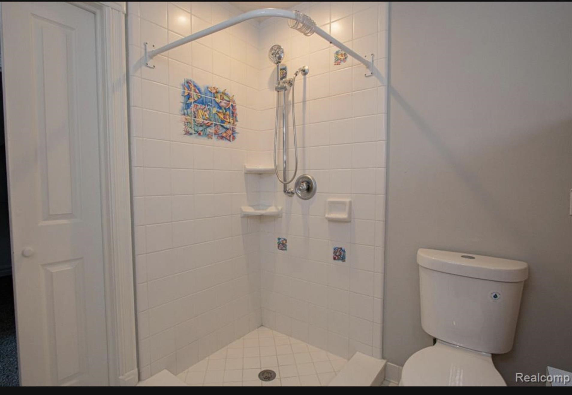 49404 Compass Point Drive, MI 48047 — Photo 48
