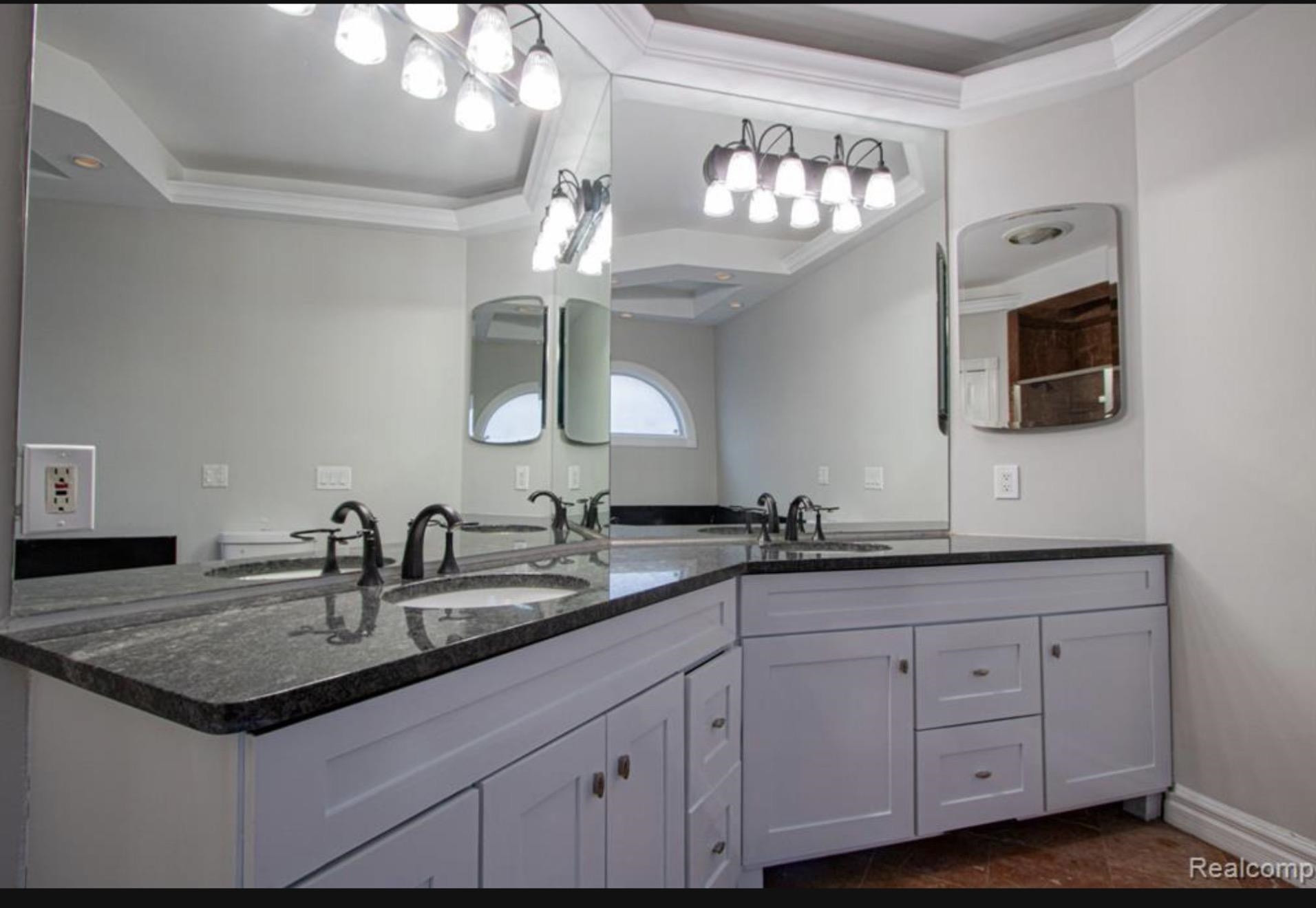 49404 Compass Point Drive, MI 48047 — Photo 50