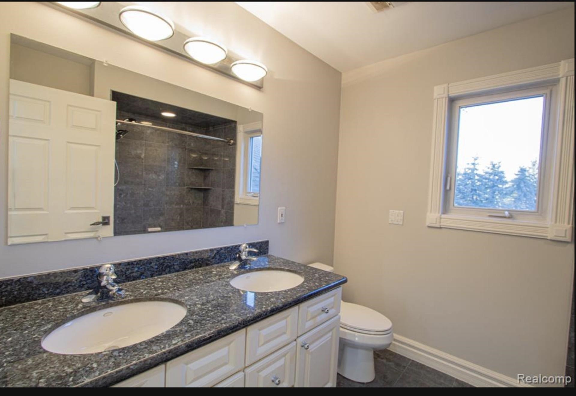 49404 Compass Point Drive, MI 48047 — Photo 55