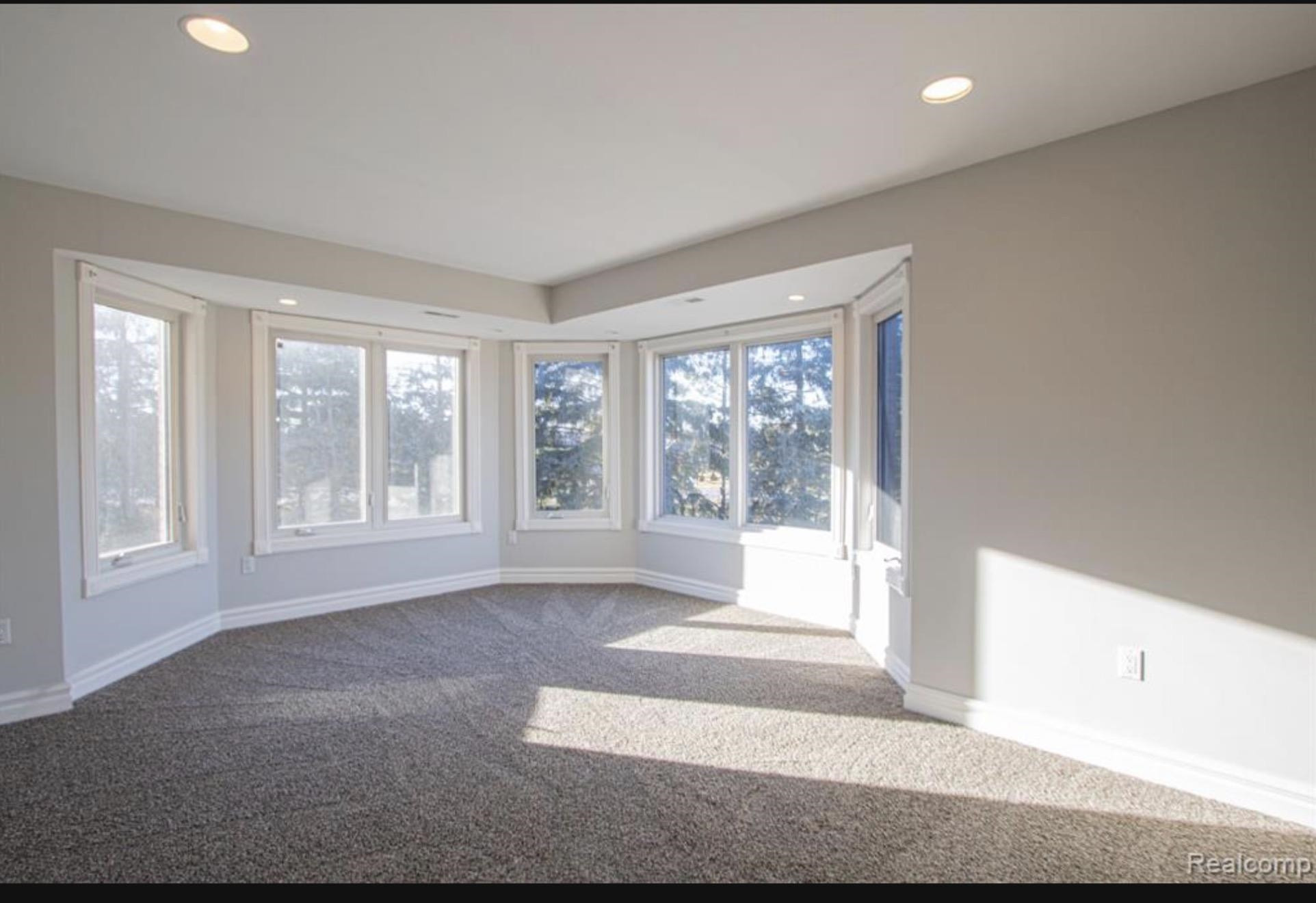 49404 Compass Point Drive, MI 48047 — Photo 56