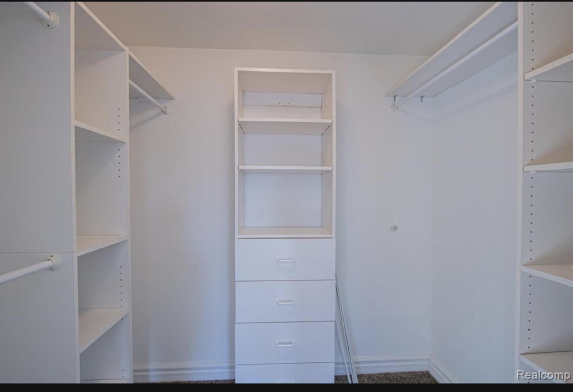 49404 Compass Point Drive, MI 48047 — Photo 58