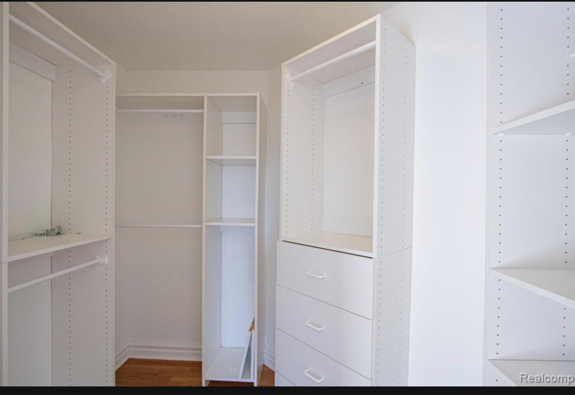 49404 Compass Point Drive, MI 48047 — Photo 59