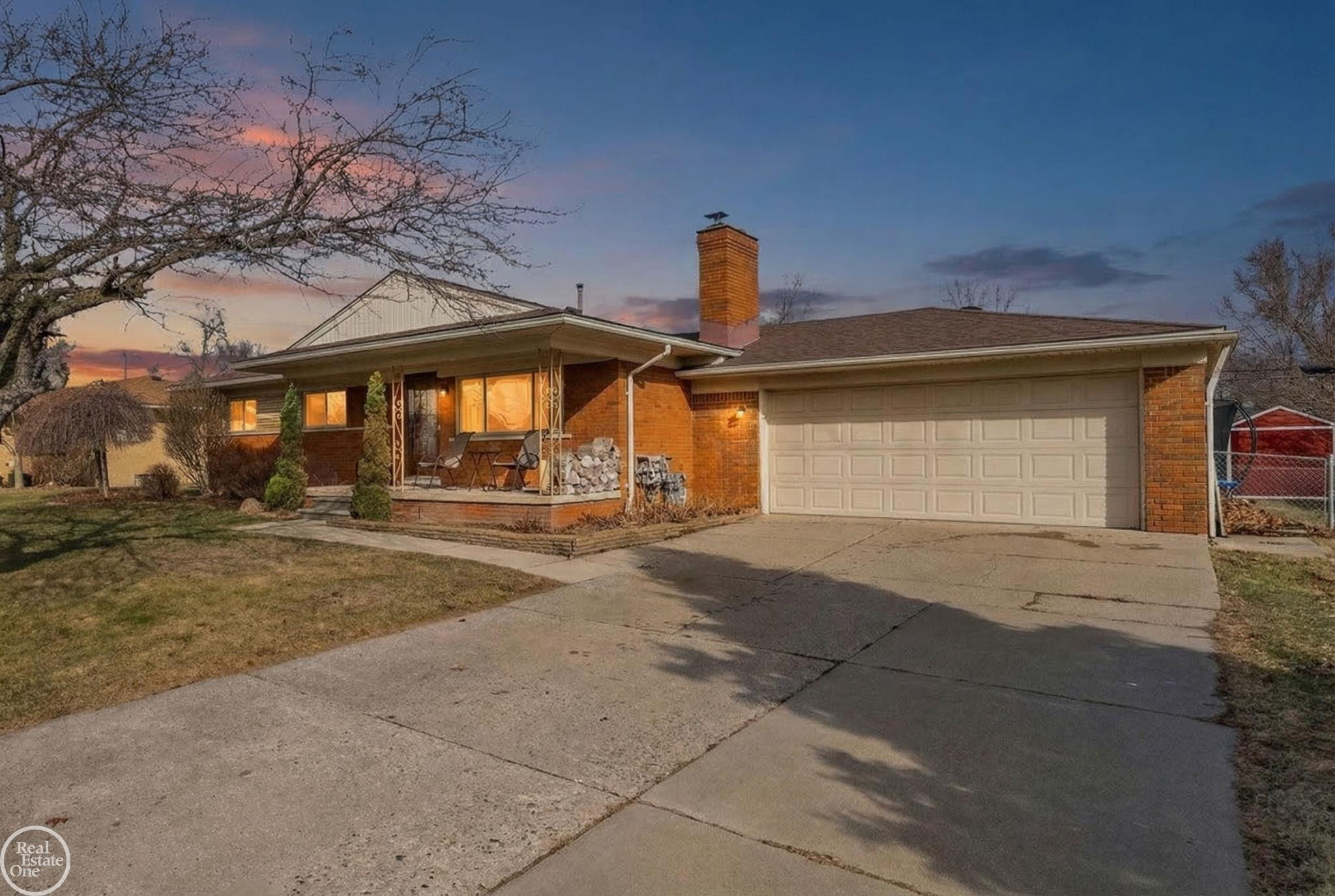 8133 Southfield Drive, Shelby Twp, MI 48316 — Photo 2