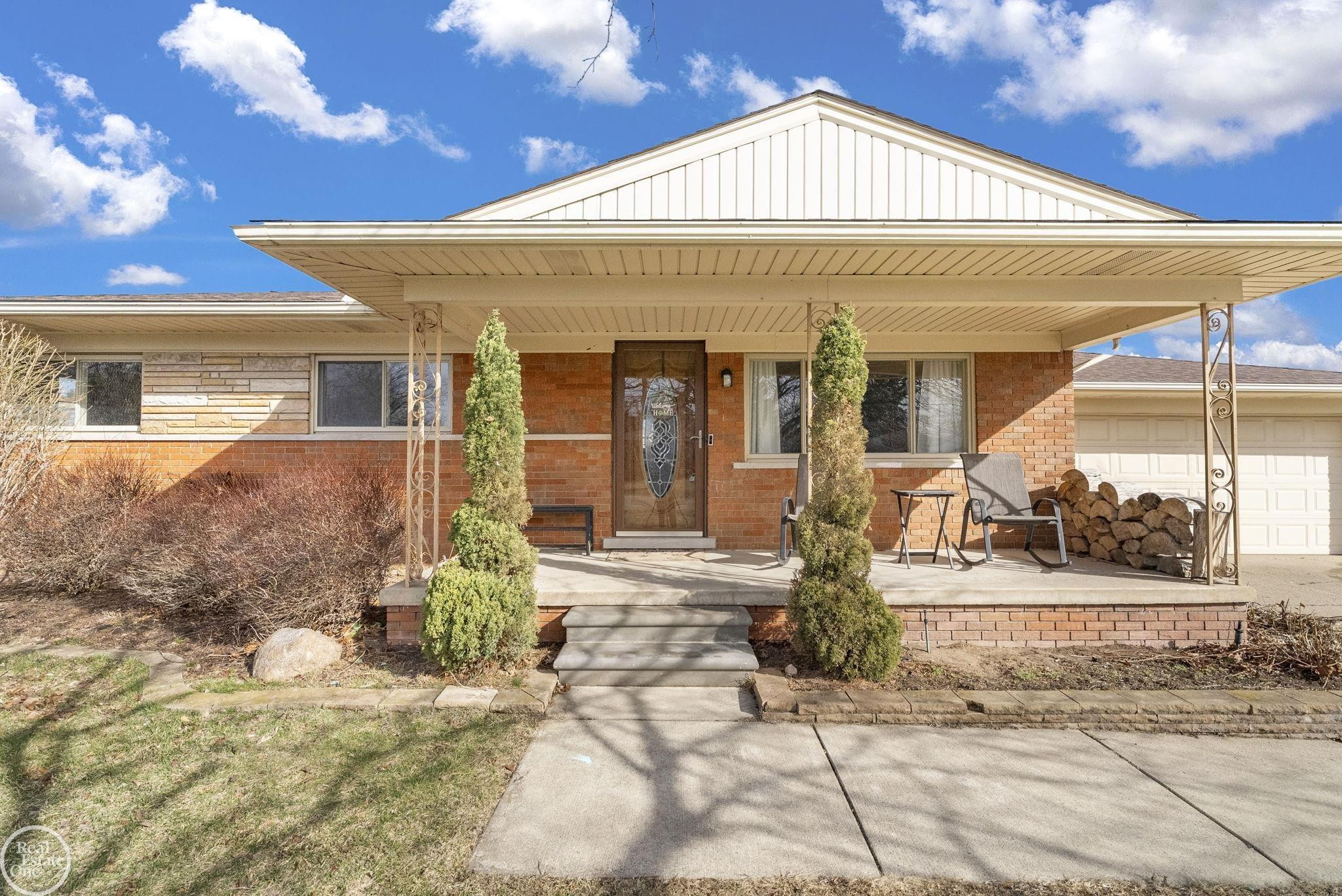 8133 Southfield Drive, Shelby Twp, MI 48316 — Photo 12